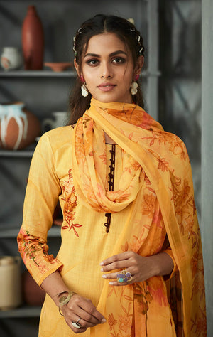 DRAVINAM Trends Women's Summer Wear Pure Linen Cotton Digital Printed Unstitched Salwar Suit Dress Material with Pure Nazneen Chiffon Printed Dupatta/Chunni (Peach)