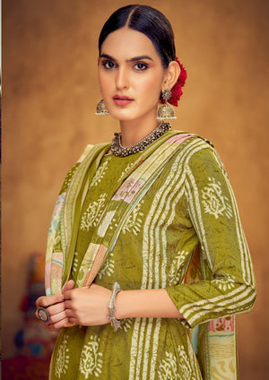 DRAVINAM Trends Women's Unstitched Kaani Print Woollen Pashmina Mirror work Salwar Suit Dress Material with Pashmina Printed Shawl Dupatta (Free Size)
