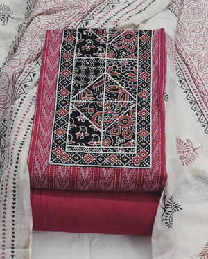 DRAVINAM Trends Women's Cambric Cotton Dress Material | Unstitch Kalamkari Printed Suit Set with Cotton Dupatta