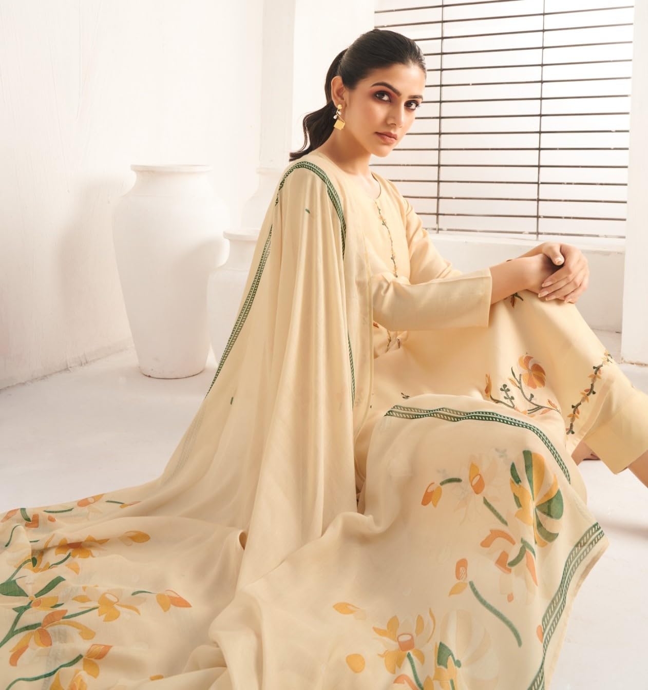 DRAVINAM Trends Women's Premium Maslin Unstitch Suit Dress Material: Zari Embroidery Top Fabric, Heavy Maslin Bottom & Dupatta