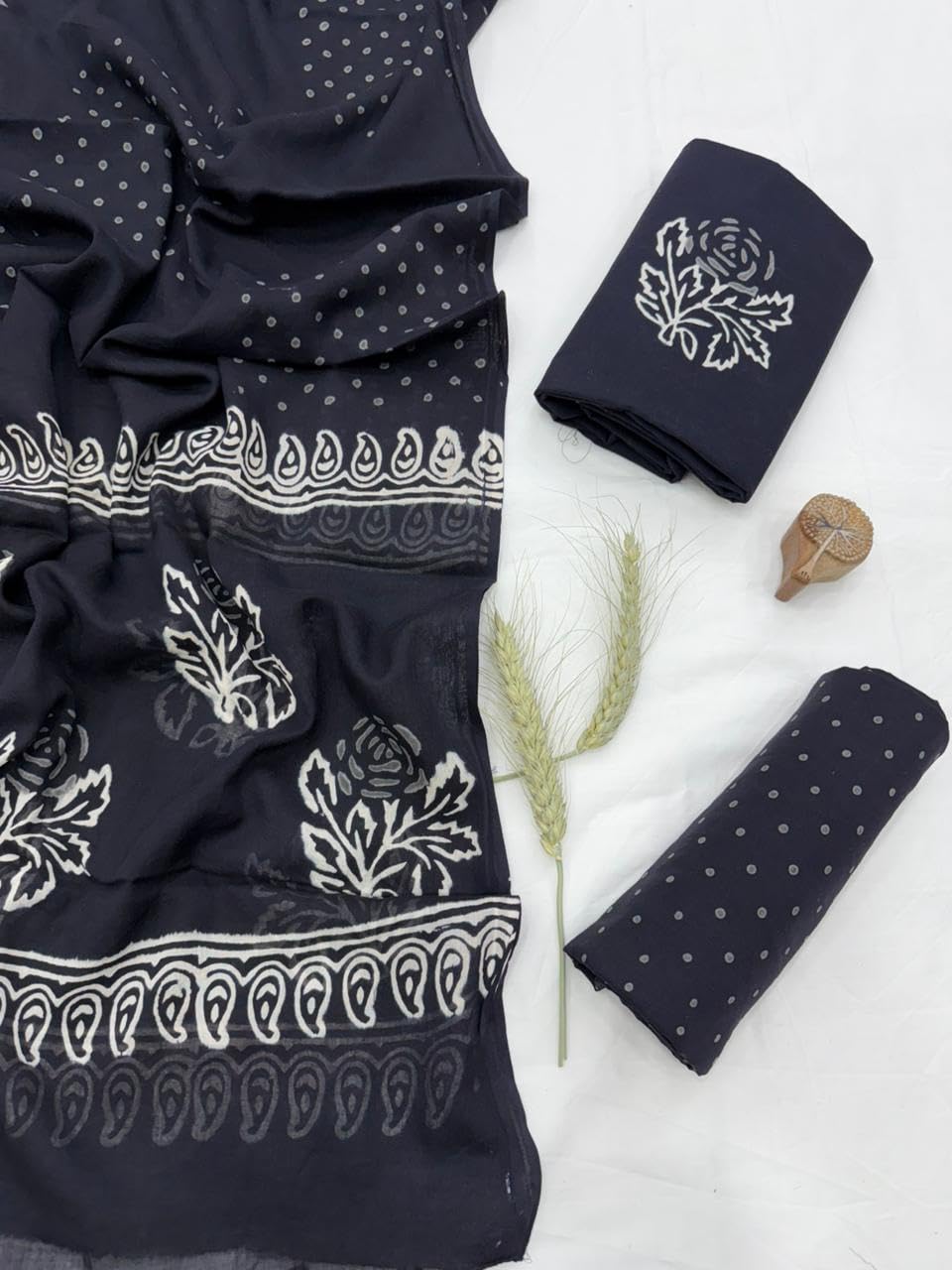 DRAVINAM Trends Hand Block Print Jaipuri Cambric Unstitched Cotton Suit Dress Material for Women with Mulmul Cotton Hand Printed Dupatta