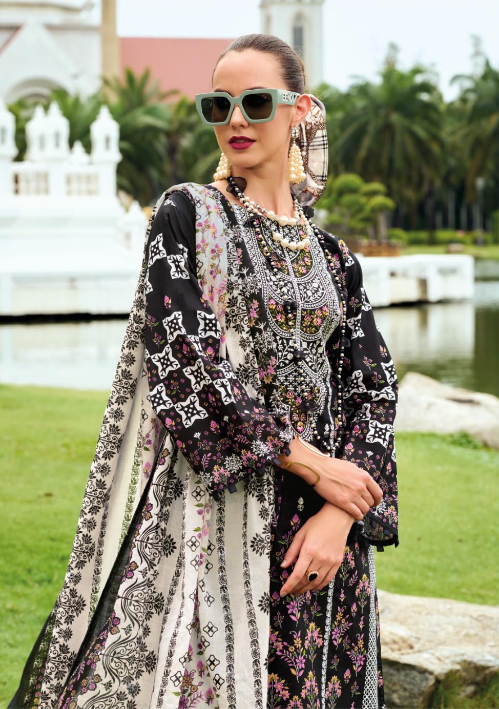 DRAVINAM Trends Kurti 2.50 mtrs, Pure Cotton (3 mtrs apx), Pure MAL MAL Cotton Dupatta Digital Print|Black 1