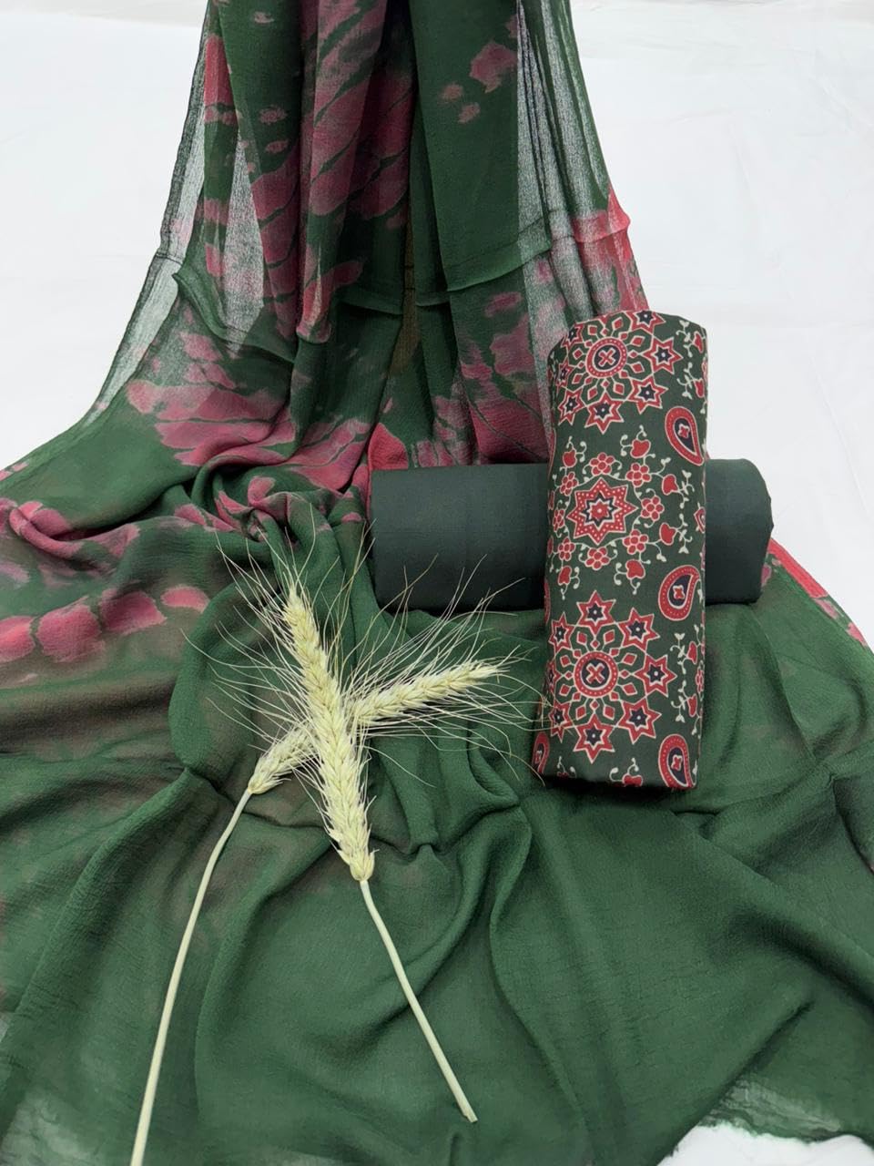 DRAVINAM Trends Hand Block Print Pure Cambric Cotton Unstitched Suit Material with Chiffon Hand Printed Dupatta