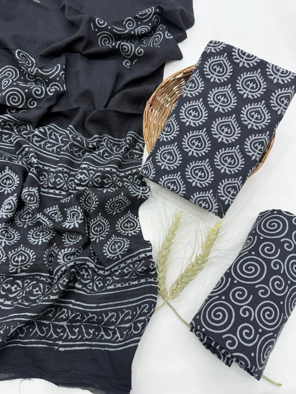 DRAVINAM Trends Hand Block Print Jaipuri Cambric Unstitched Cotton Suit Dress Material for Women with Mulmul Cotton Hand Printed Dupatta