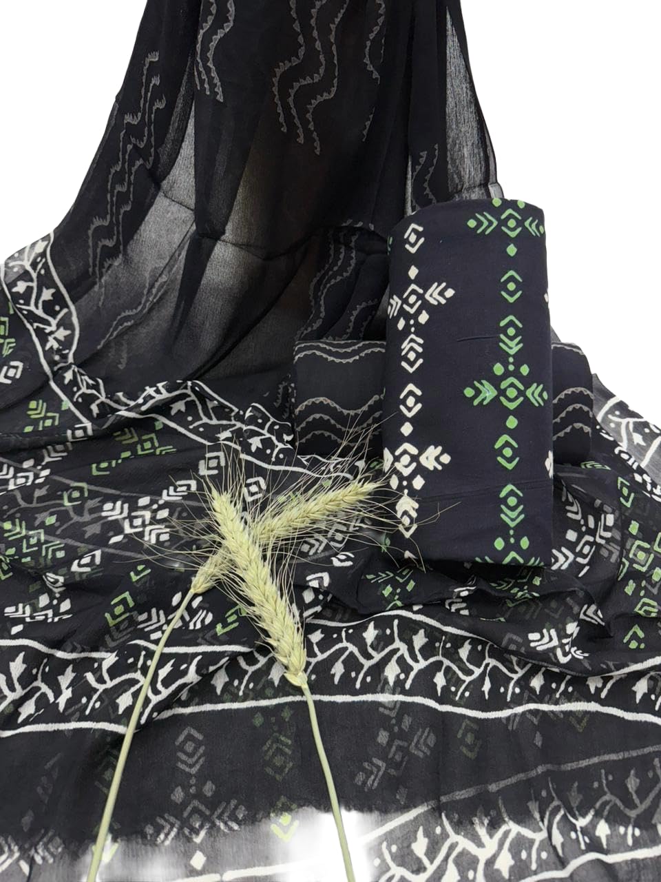 DRAVINAM Trends Hand Block Print Pure Cambric Cotton Unstitched Suit Material with Chiffon Hand Printed Dupatta