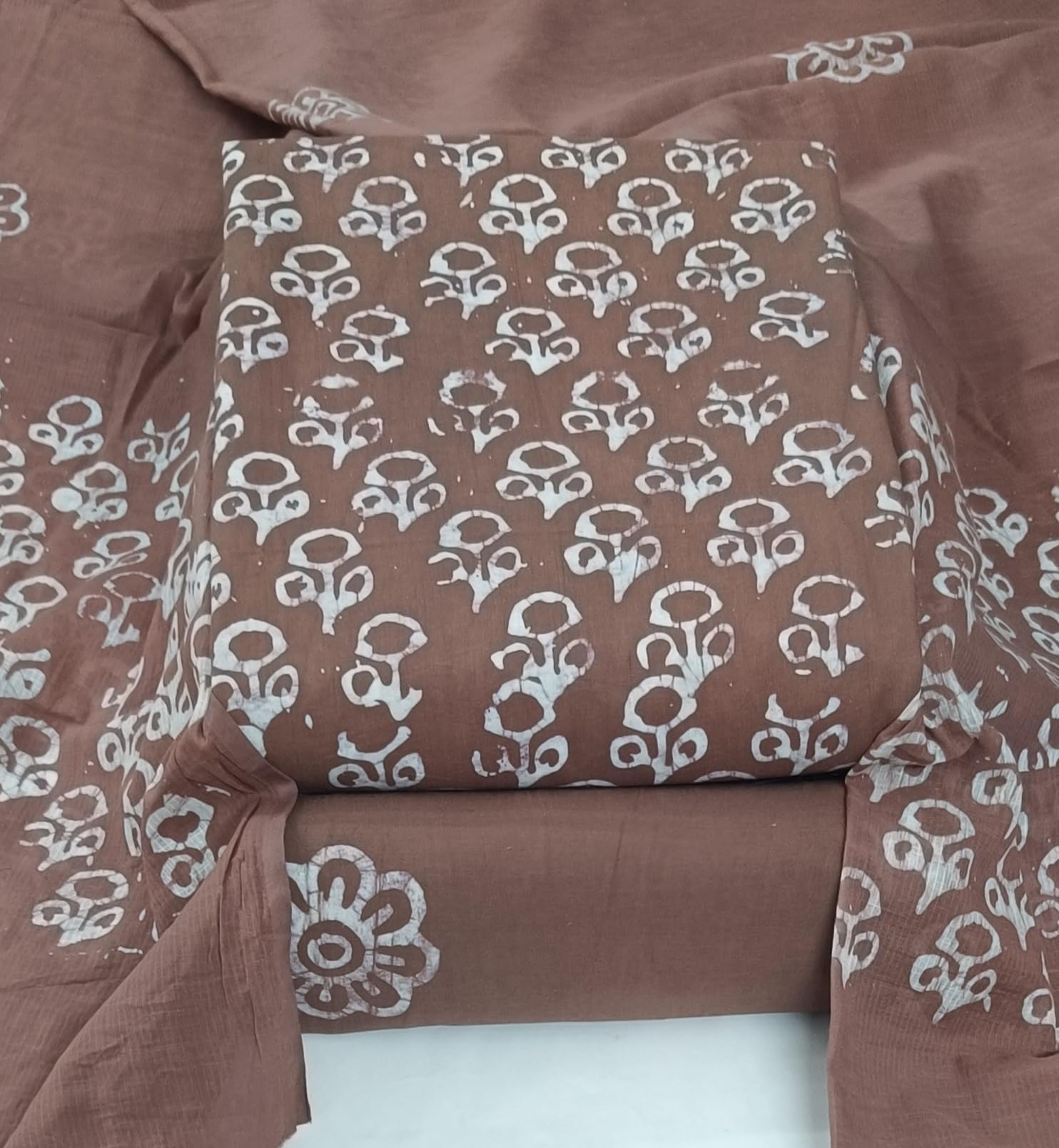 DRAVINAM Trends Unstitched Jaipuri Handmade Wax Batik Print Soft Cotton Dress Material with Dupatta