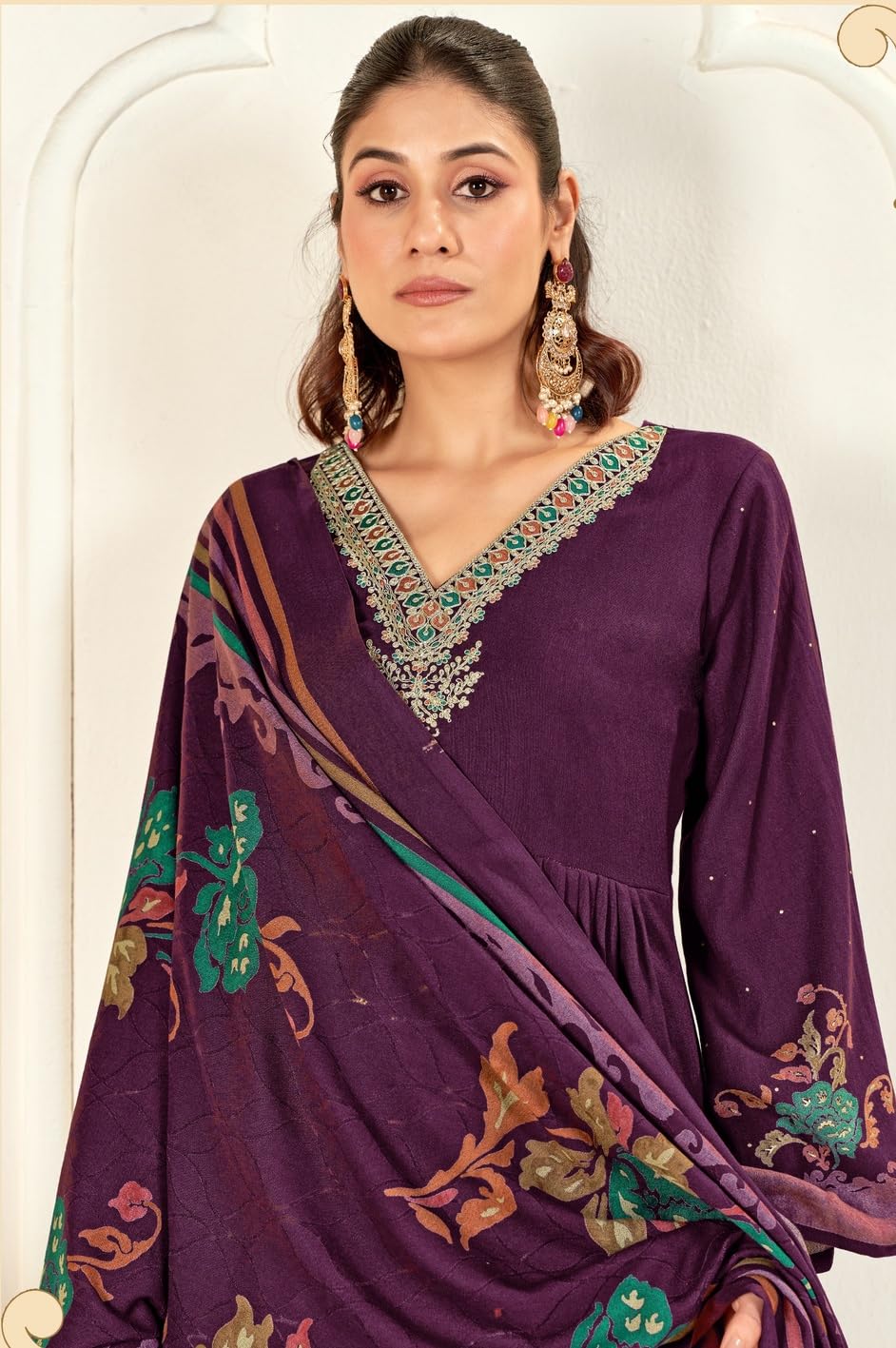 DRAVINAM Trends Women's Winter Wear Unstitched Digital Floral Printed Heavy Neck Embroidered Viscose Pashmina Woollen Salwar Suit Dress Material with Pashmina Digital Printed Brasso Shawl Dupatta