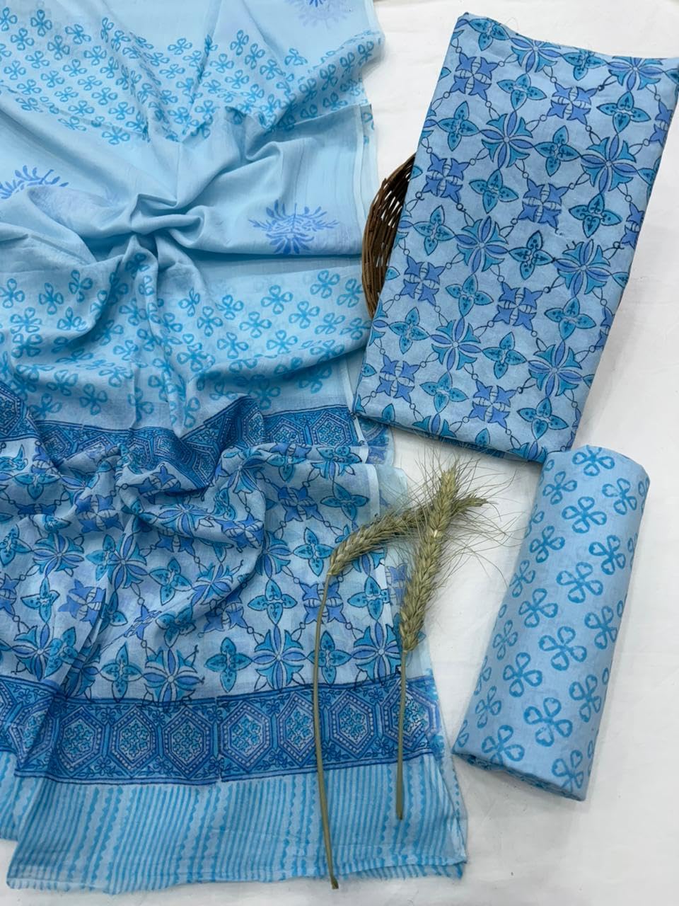 DRAVINAM Trends Hand Block Print Jaipuri Cambric Unstitched Cotton Suit Dress Material for Women with Mulmul Cotton Hand Printed Dupatta