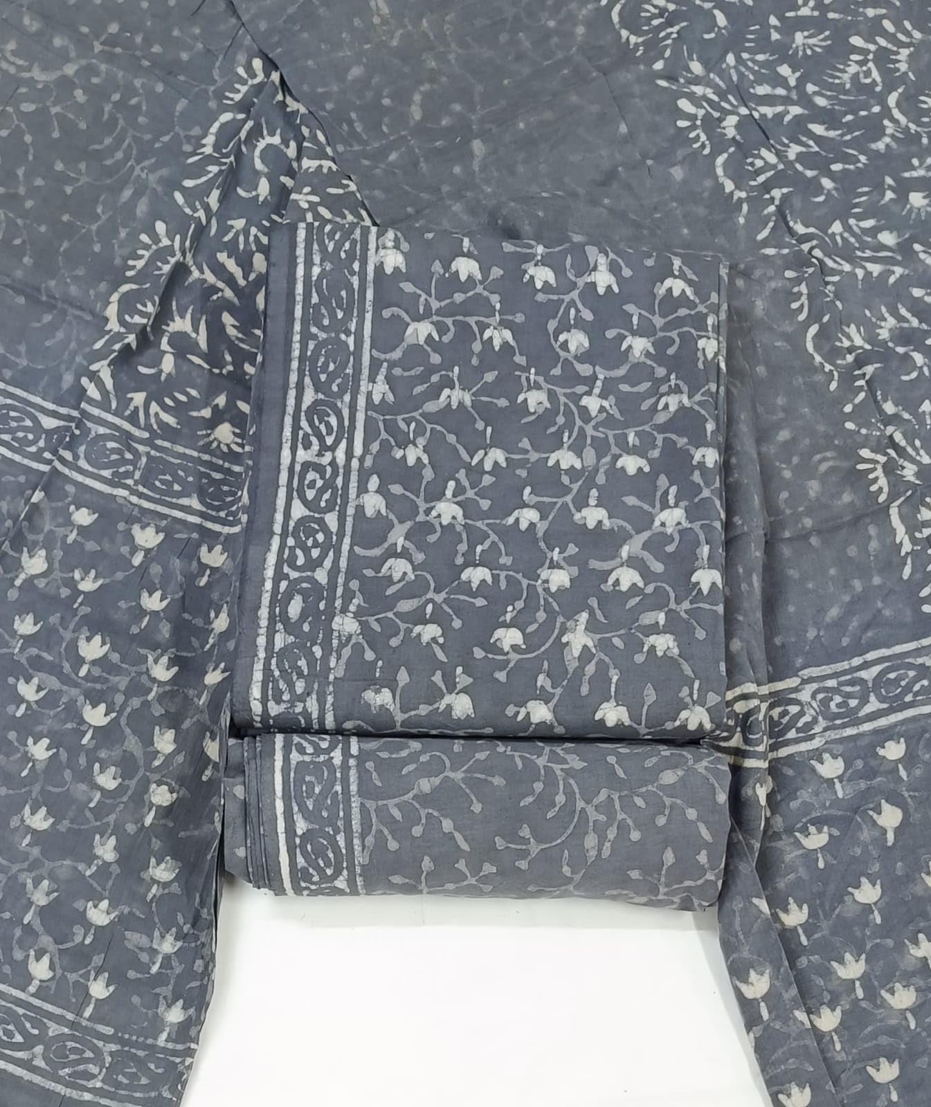 DRAVINAM Trends Hand Block Print Sanganeri Cambric Unstitched Cotton Suit Dress Material for Women with Mulmul Cotton Hand Printed Dupatta
