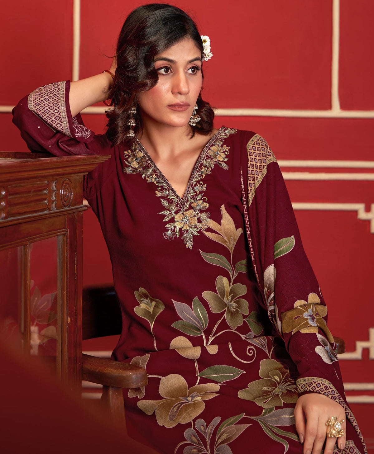 DRAVINAM Trends Women's Winter Wear Unstitched Digital Floral Printed Embroidered Viscose Pashmina Woollen Salwar Suit Dress Material with Pashmina Digital Printed Brasso Shawl Dupatta