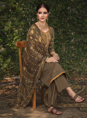DRAVINAM Trends Unstitched Printed Embroidered Rayon Salwar Suits Set with Chiffon Dupatta (Green)