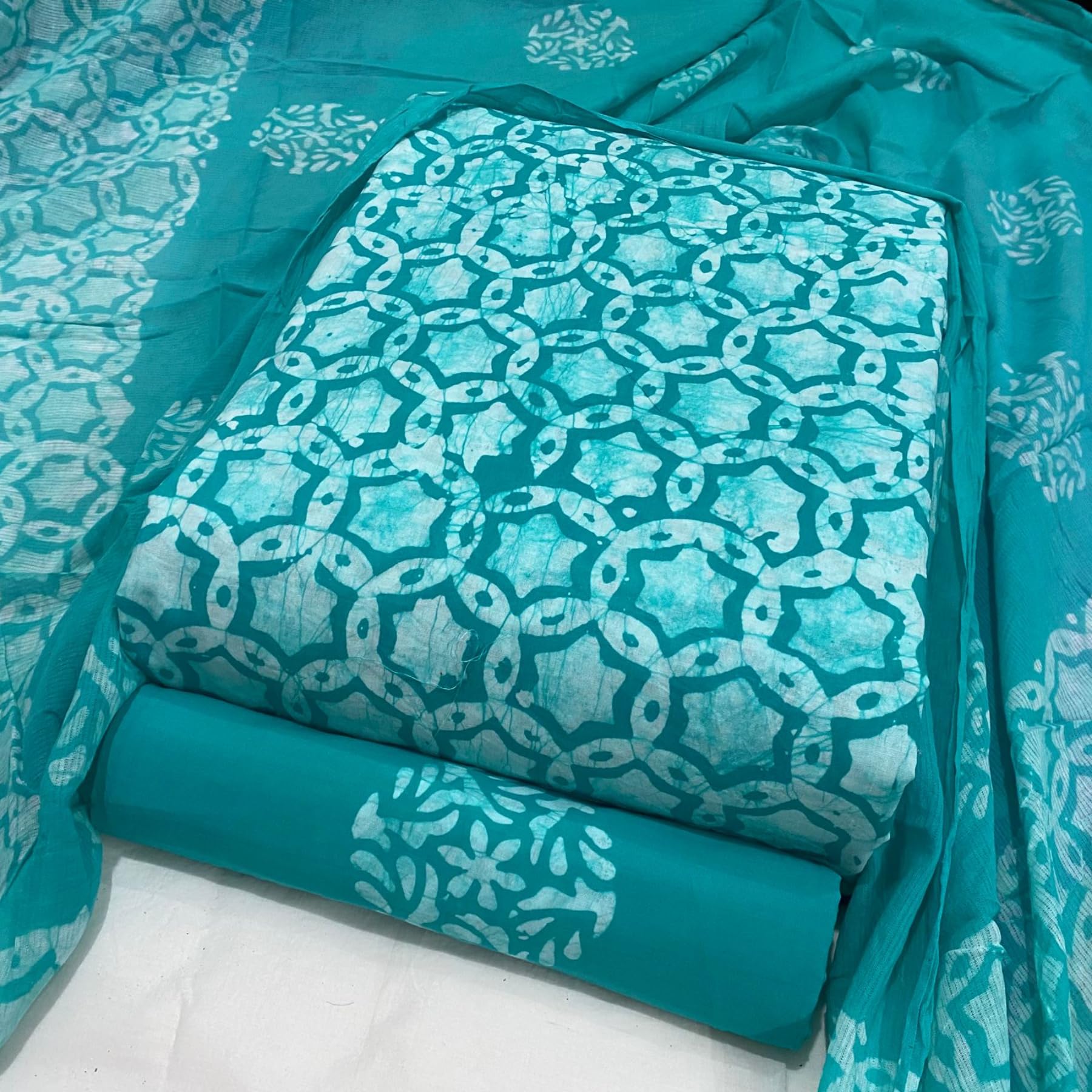 DRAVINAM Trends Unstitched Jaipuri Handmade Wax Batik Print Soft Cotton Dress Material with Dupatta