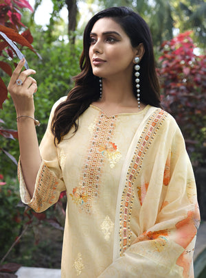 DRAVINAM Trends Cotton Printed Kurta Set