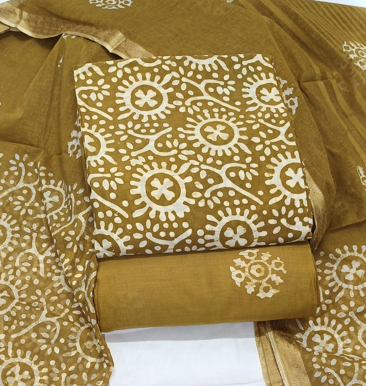 DRAVINAM Trends Unstitched Jaipuri Handmade Wax Batik Print Soft Cotton Dress Material with Dupatta