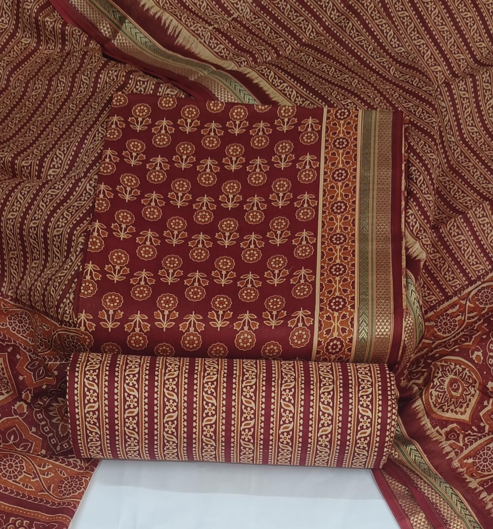 DRAVINAM Trends Jaipuri Print Pure Cotton Unstitched Salwar Suit Dress Material for Women with Zari Borders and Cotton Dupatta