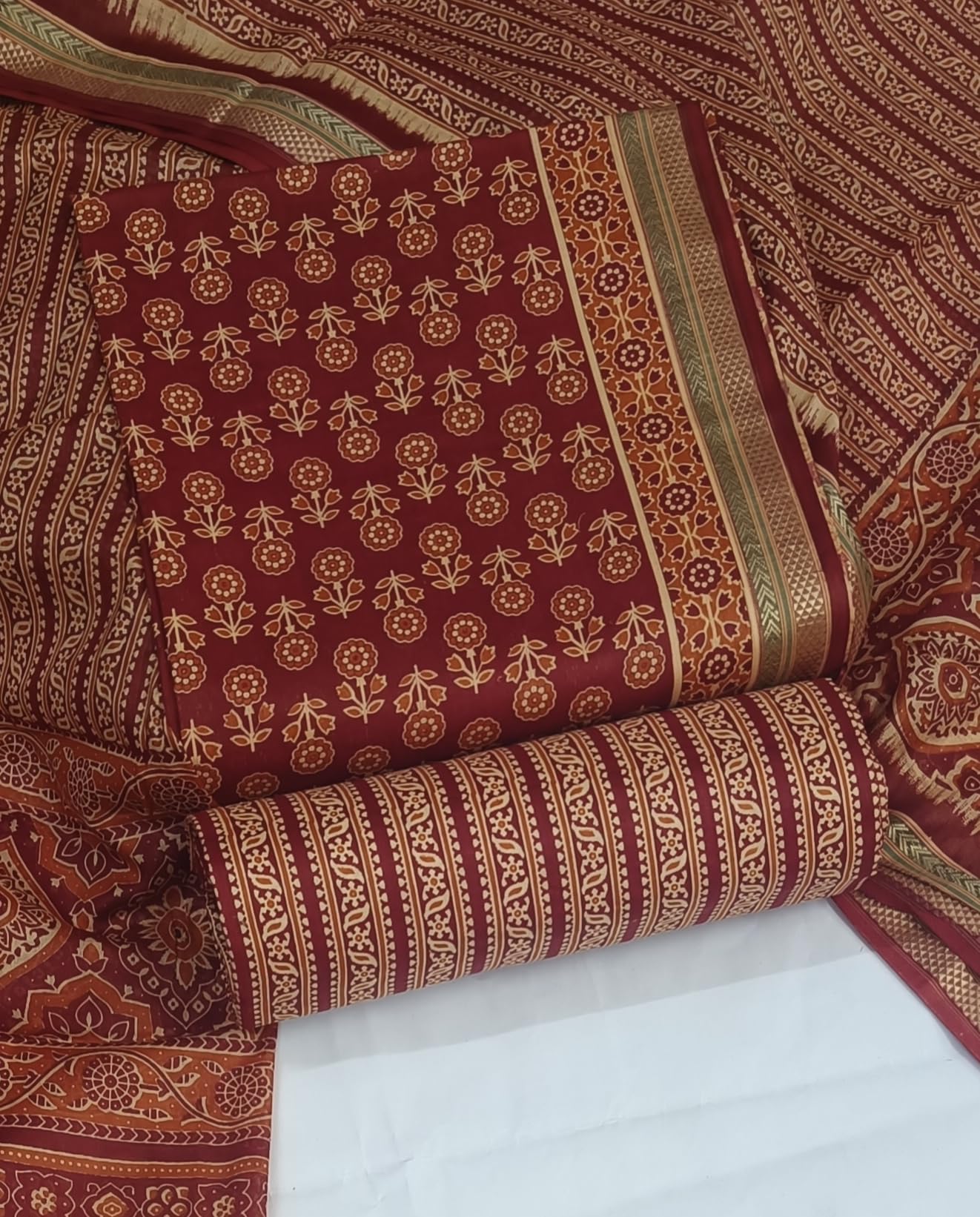 DRAVINAM Trends Jaipuri Print Pure Cotton Unstitched Salwar Suit Dress Material for Women with Zari Borders and Cotton Dupatta