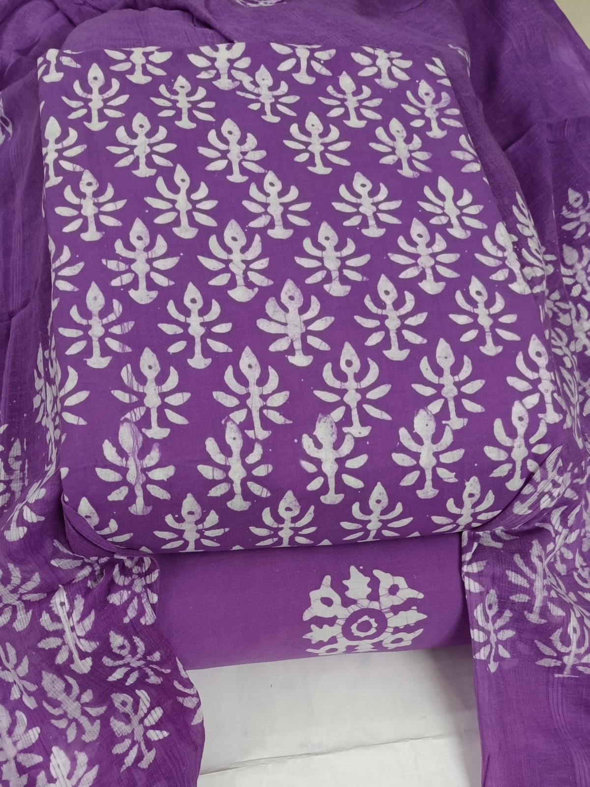 DRAVINAM Trends Unstitched Jaipuri Handmade Wax Batik Print Soft Cotton Dress Material with Dupatta