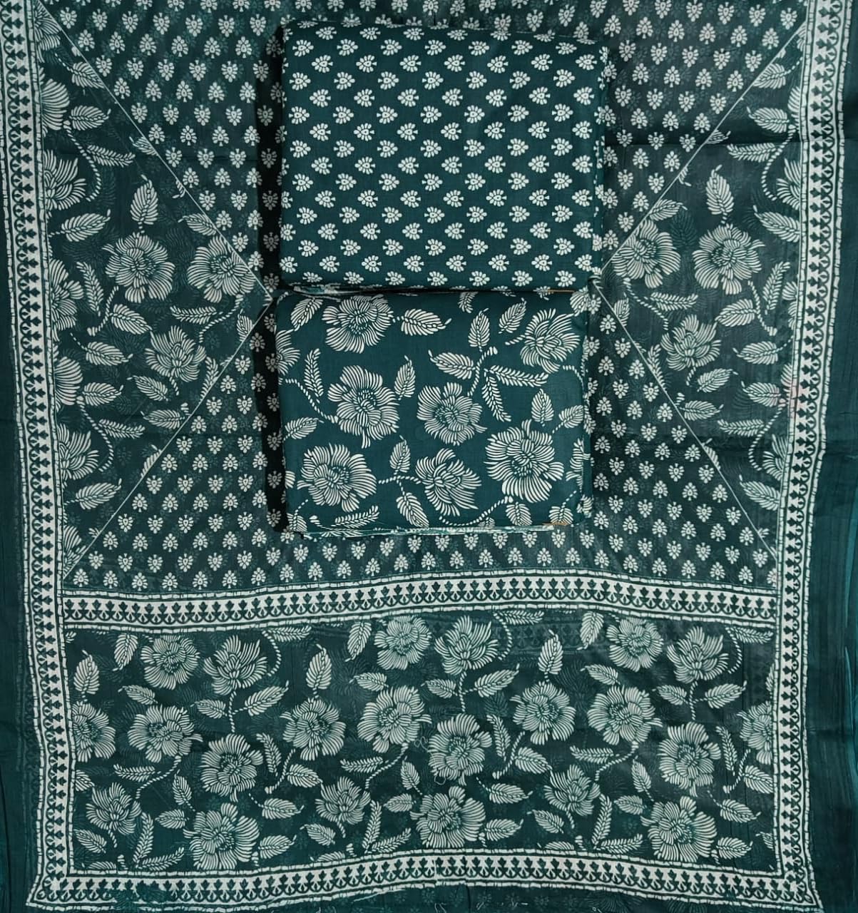 DRAVINAM Trends Jaipuri Print Cambric Cotton Unstitched Salwar Suit Dress Material for Women with Mulmul Cotton Dupatta