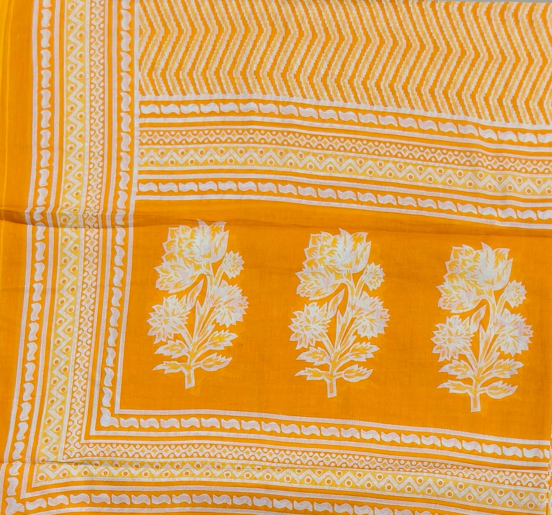 DRAVINAM Trends Jaipuri Print Cambric Cotton Unstitched Salwar Suit Dress Material for Women with Mulmul Cotton Dupatta