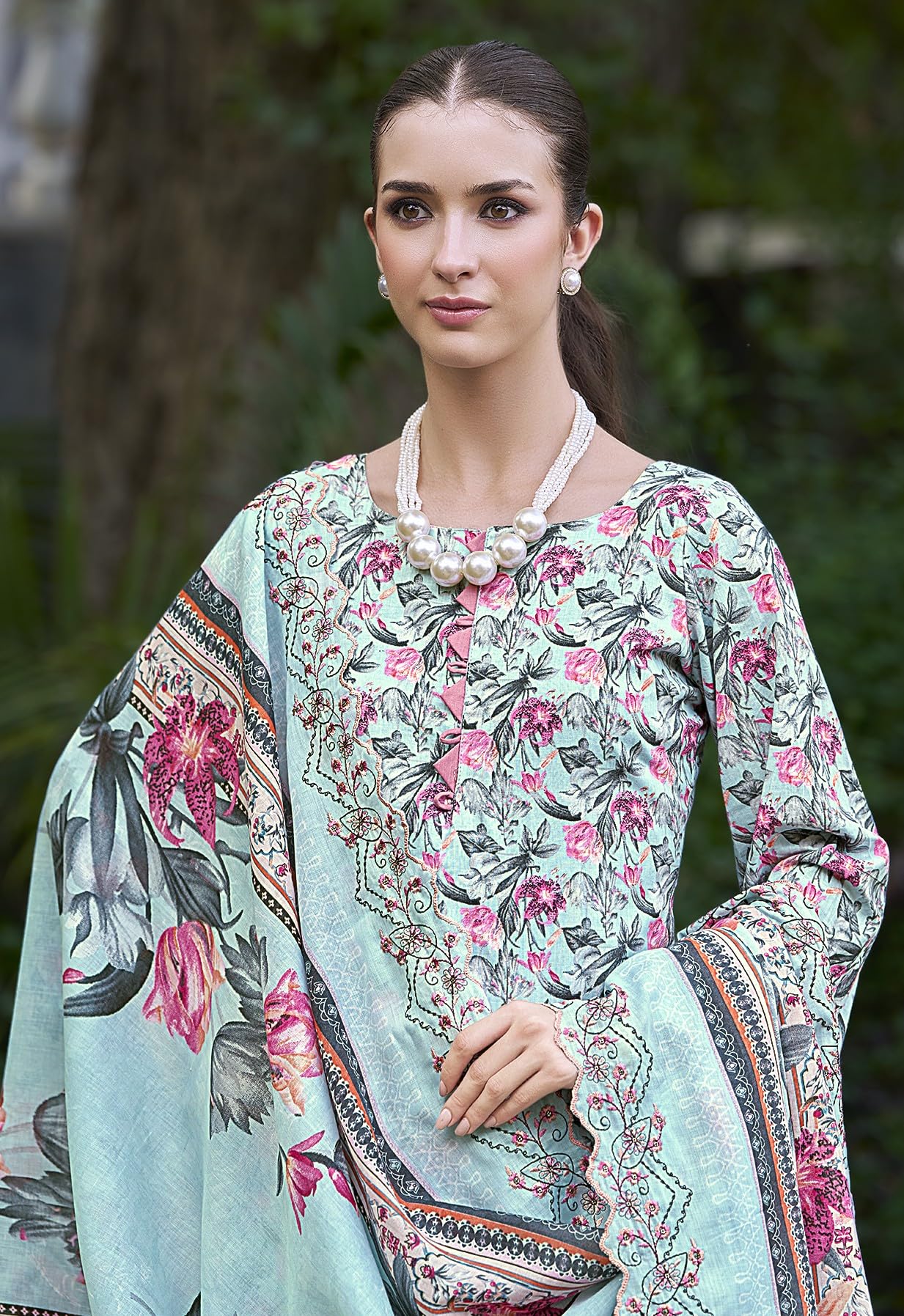 DRAVINAM Trends Women's Stitched Digital Print Embroidered Scalloping Cutwork Pure Cotton Kurta Pant Suit Set with Cotton Embroidered Scalloping Cutwork Dupatta (XL / 42)