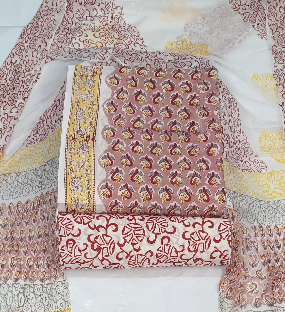 DRAVINAM Trends Hand Block Print Cambric Cotton Unstitched Salwar Suit Set for Women with Pure Chiffon Hand Printed Dupatta