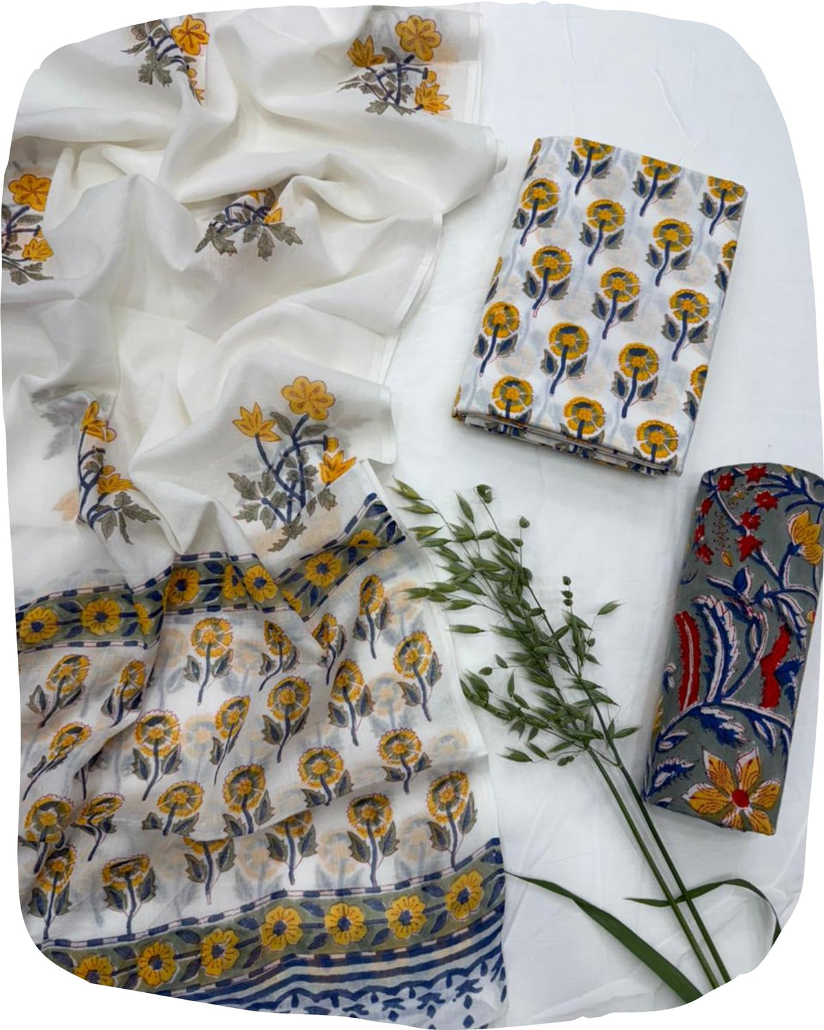 DRAVINAM Trends Premium Hand Block Floral Print Unstitched Pure Cotton Salwar Suit Set with Dupatta - Red & White