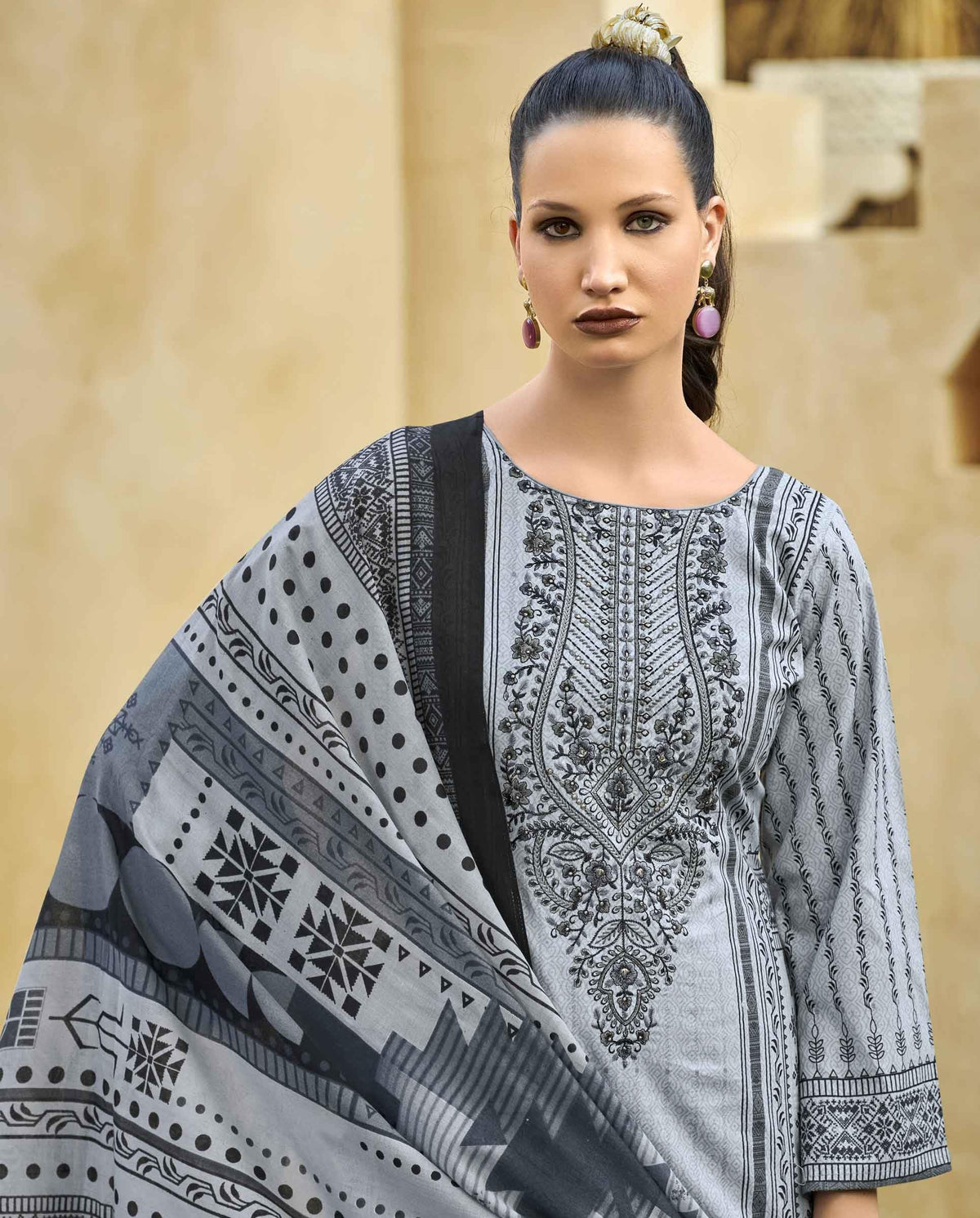 DRAVINAM Trends Kurti 2.50 mtrs, PURE COTTON DYED (2.7 m),PURE LAWN MULMUL DIGITAL PRINT COTTON DUP (2.25|Bawa