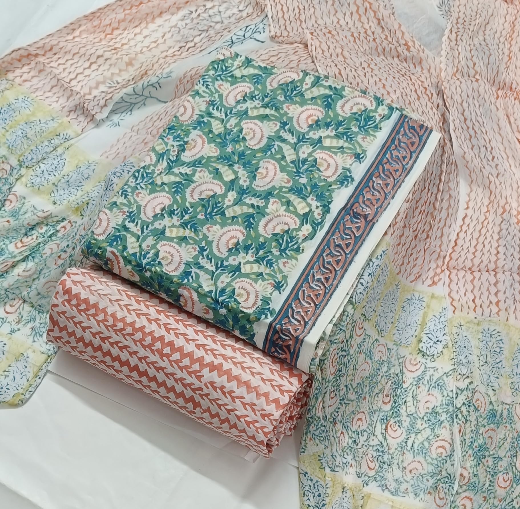 DRAVINAM Trends Hand Block Print Pure Cambric Cotton Unstitched Suit Material with Chiffon Hand Printed Dupatta