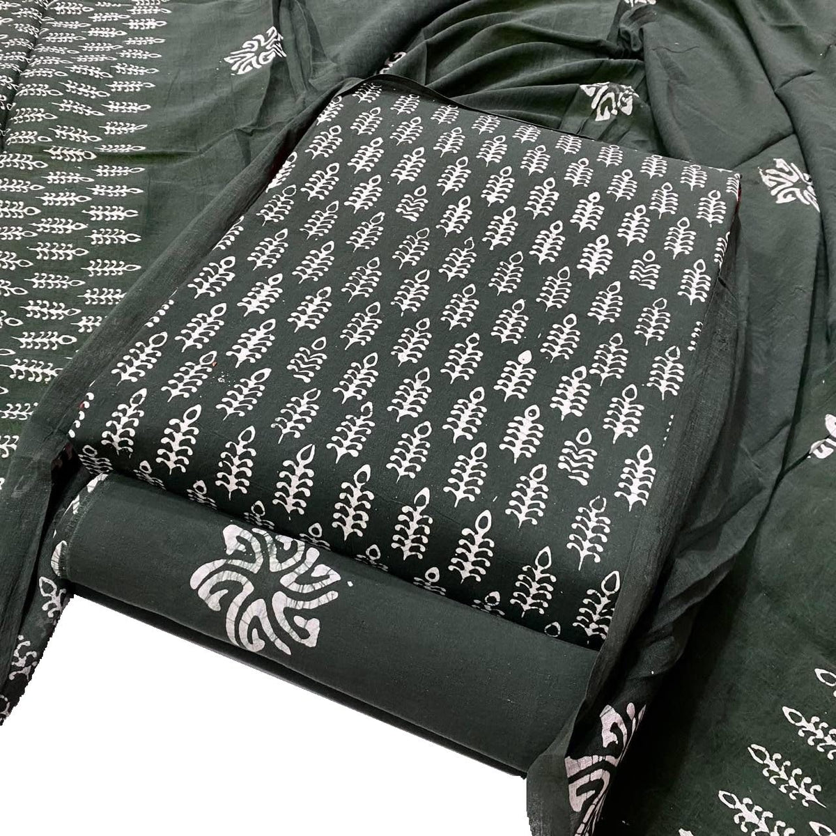 DRAVINAM Trends Unstitched Jaipuri Handmade Wax Batik Print Soft Cotton Dress Material with Dupatta