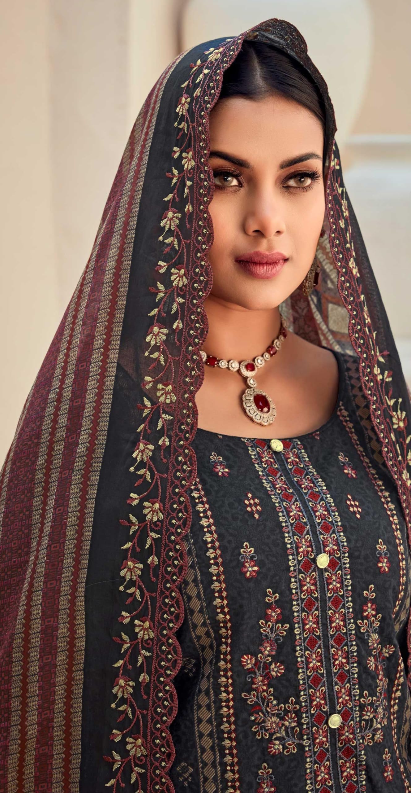 DRAVINAM Trends Women's Unstitched Salwar Suit Dress Material - Cotton Digital Printed Organza Embroidered Kameez II Unstitch Bottoms II Cotton Dupatta