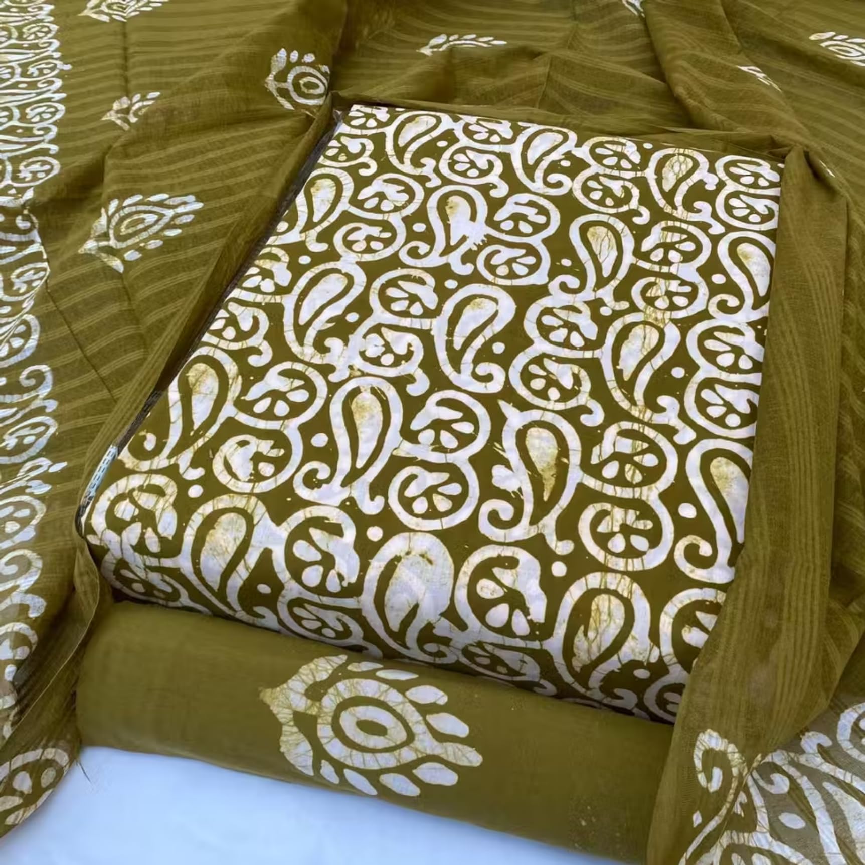DRAVINAM Trends Unstitched Jaipuri Handmade Wax Batik Print Soft Cotton Dress Material with Dupatta