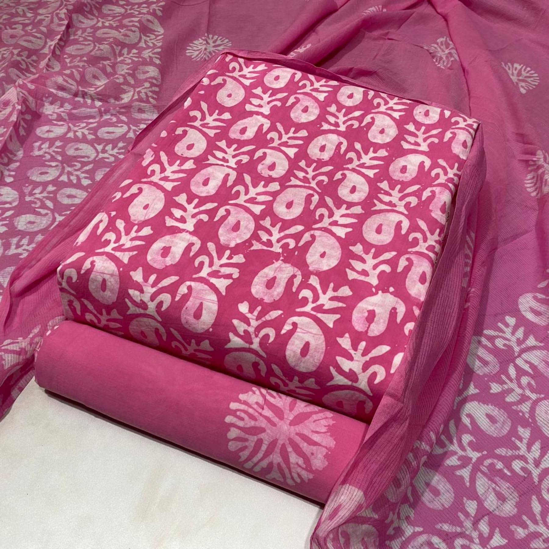 DRAVINAM Trends Unstitched Jaipuri Handmade Wax Batik Print Soft Cotton Dress Material with Dupatta
