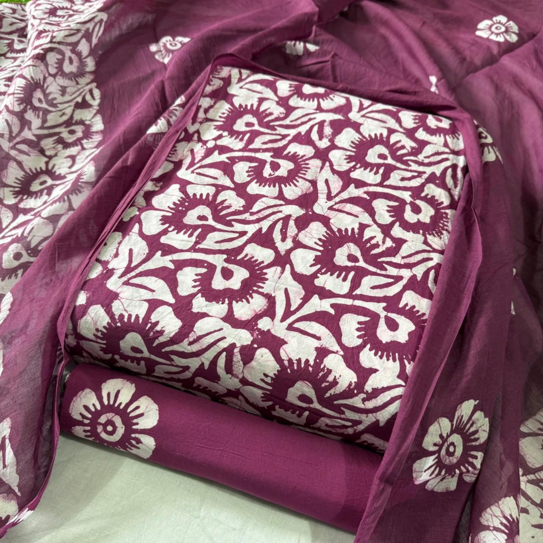 DRAVINAM Trends Unstitched Jaipuri Handmade Wax Batik Print Soft Cotton Dress Material with Dupatta