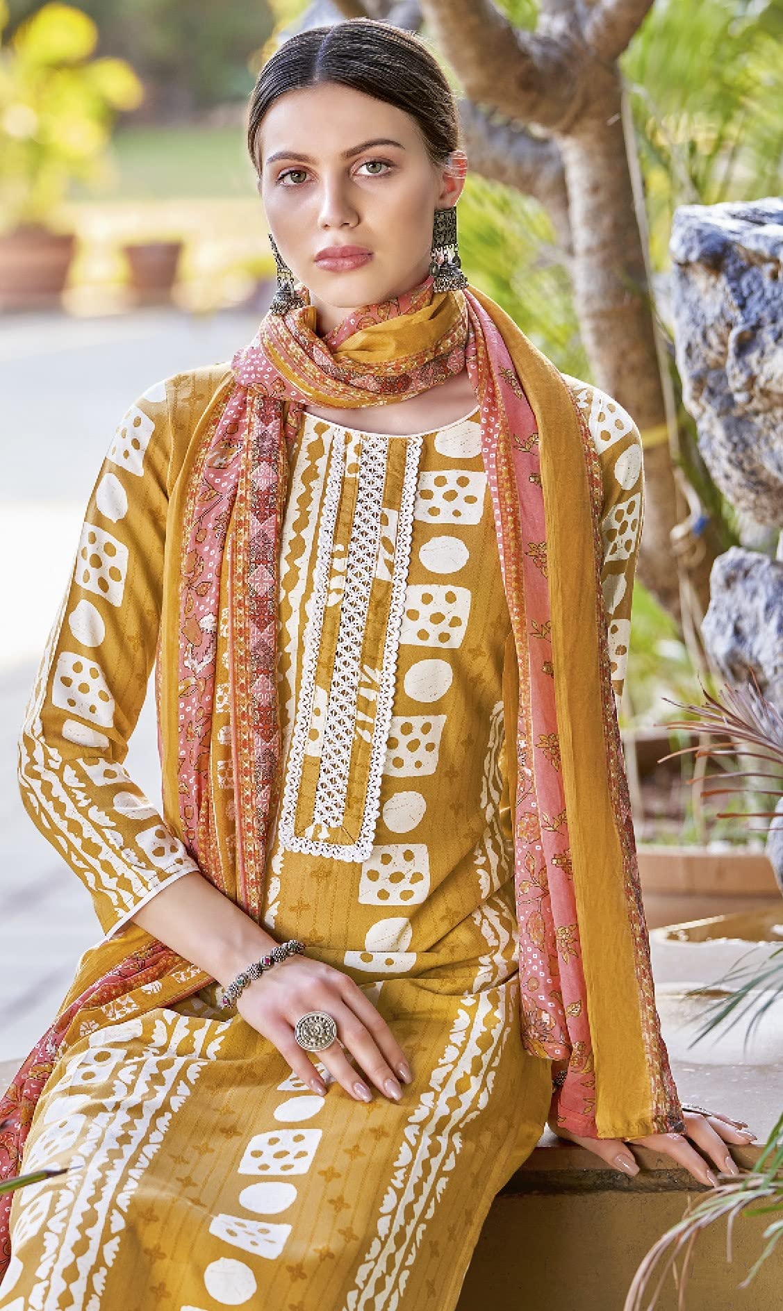 DRAVINAM Trends Unstitched Rayon Kurta Pant Dress Material Set with Cotton Printed Dupatta for Women