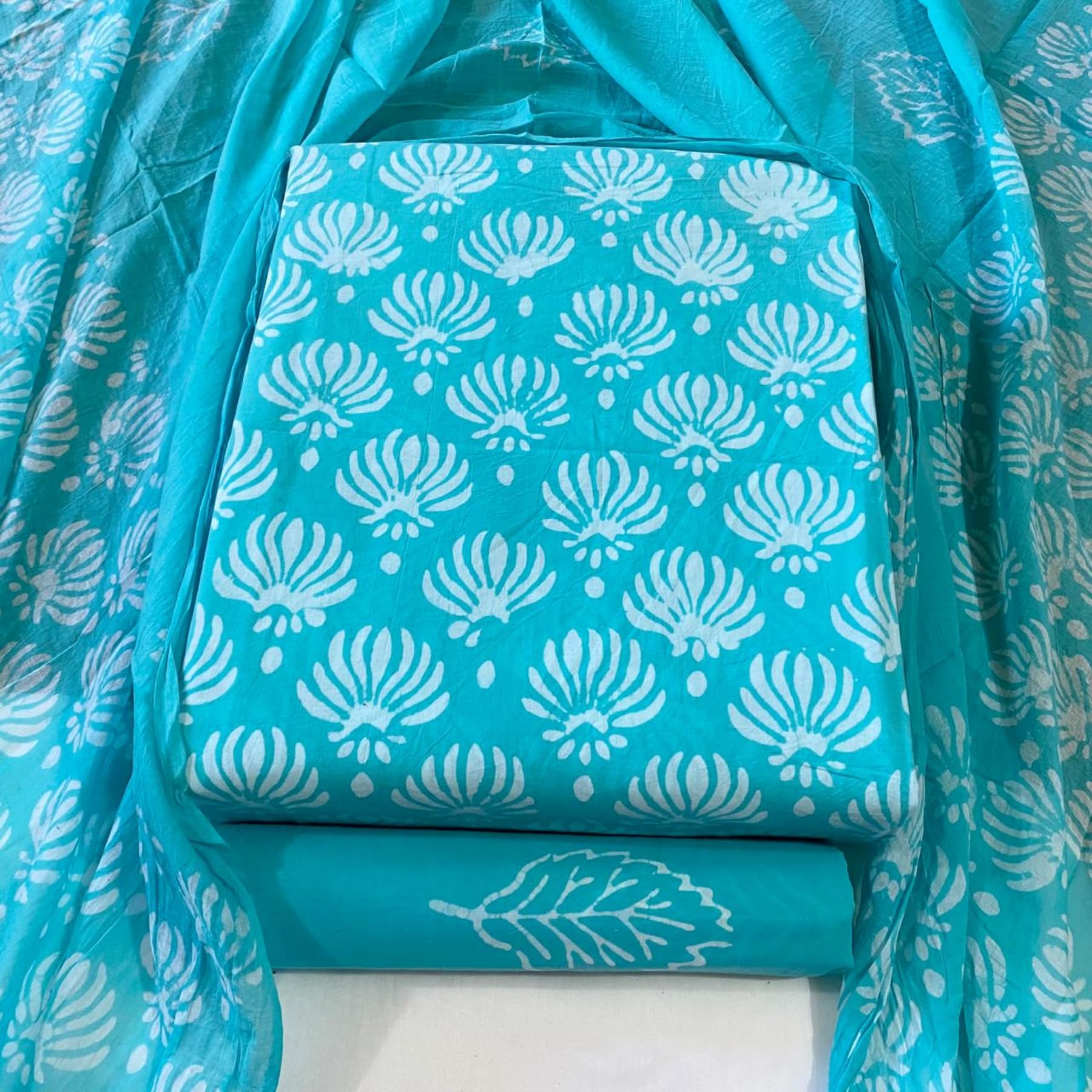 DRAVINAM Trends Unstitched Jaipuri Handmade Wax Batik Print Soft Cotton Dress Material with Dupatta