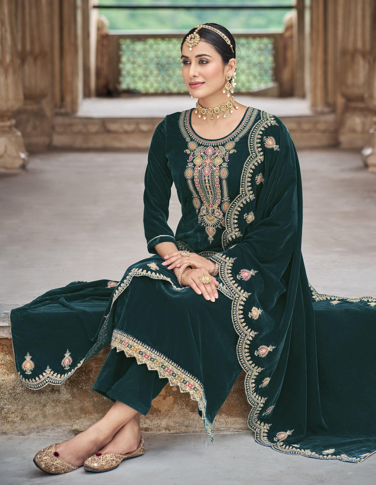 DRAVINAM Trends Women's Heavy Embroidered Pure Velvet Unstitched Salwar Suit Dress Materail with Unstitch Bottoms and Embroidered Shawl Dupatta