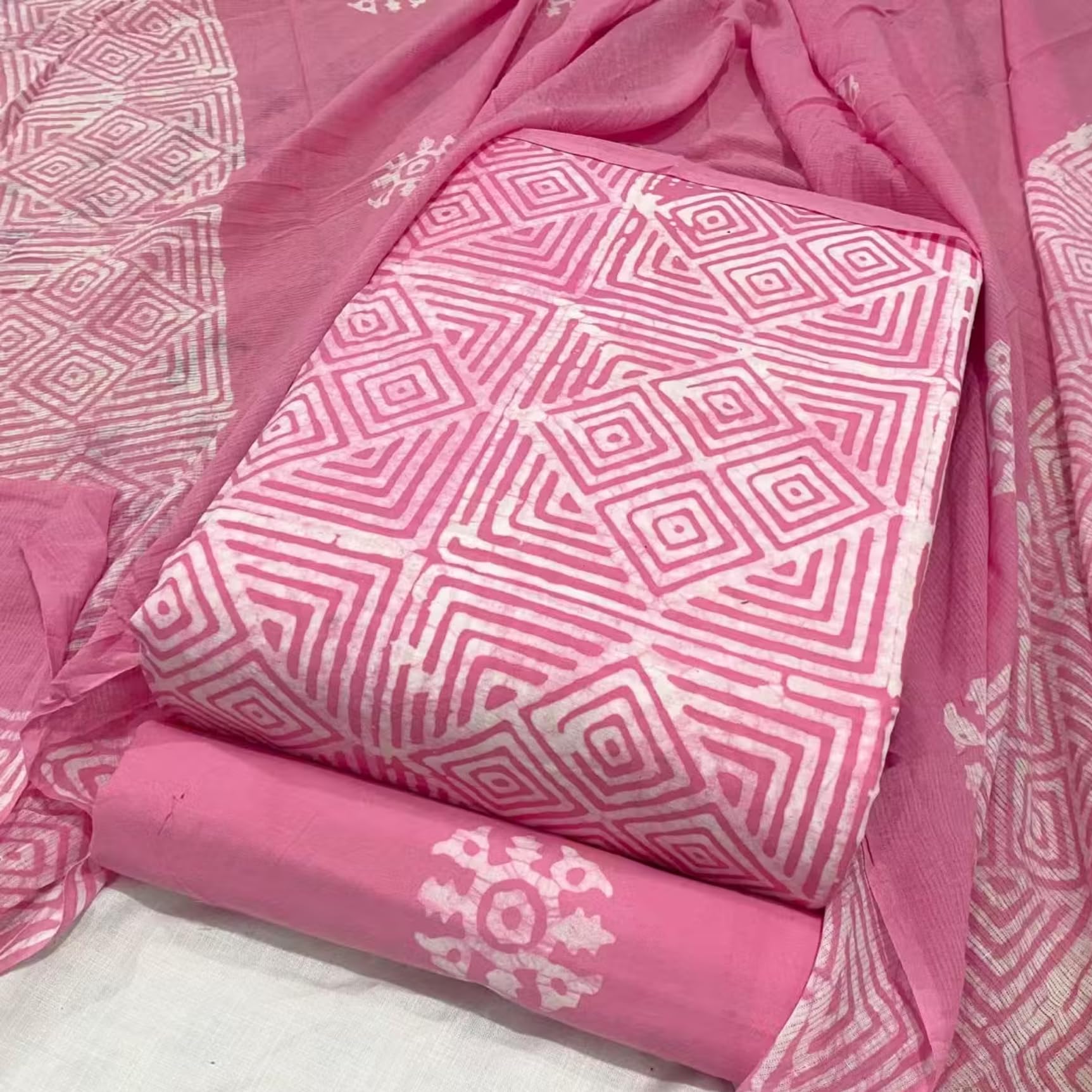 DRAVINAM Trends Unstitched Jaipuri Handmade Wax Batik Print Soft Cotton Dress Material with Dupatta