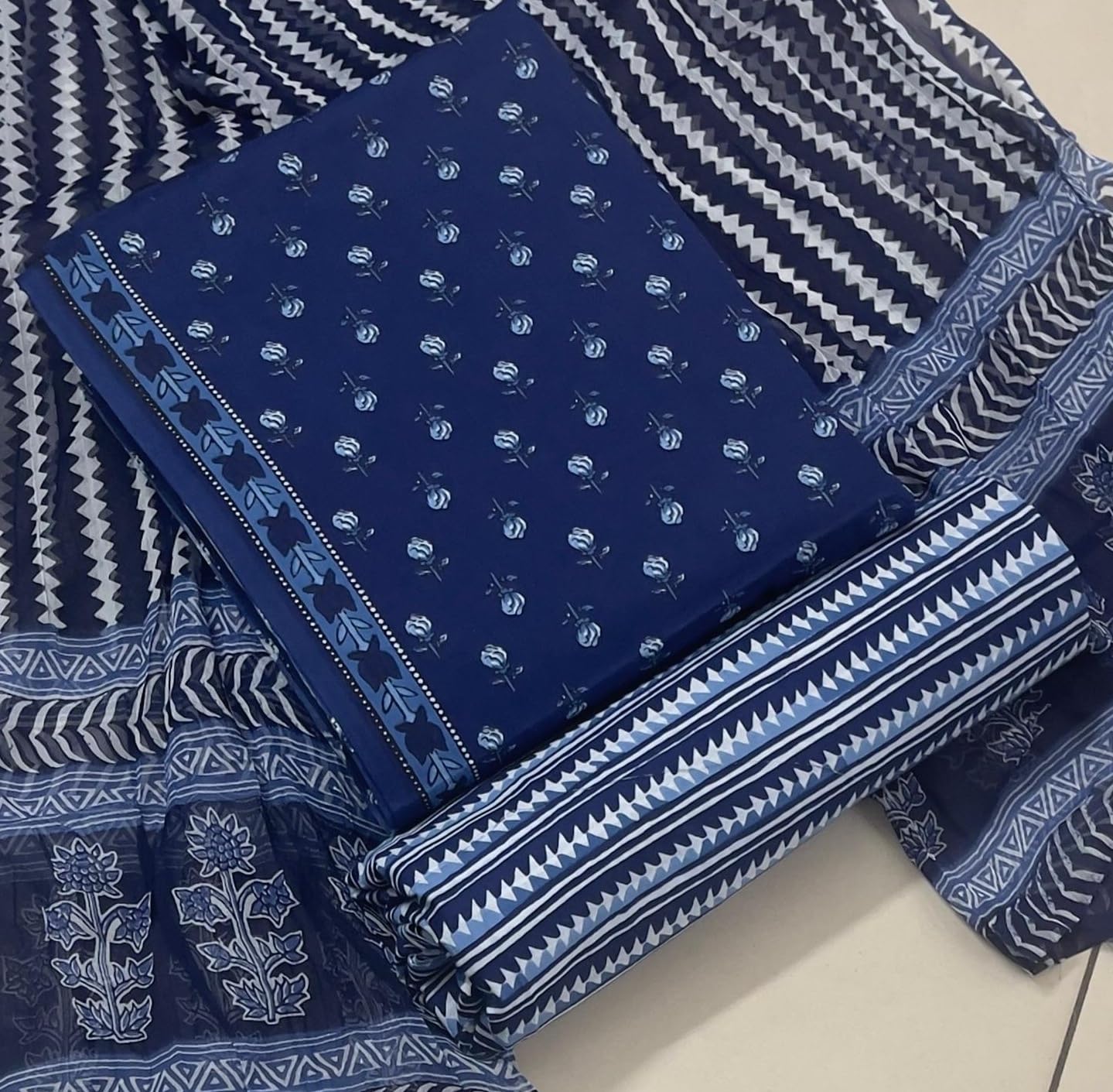 DRAVINAM Trends Jaipuri Printed Pure Cambric Unstitched Cotton Suit Dress Material with Kota Doriya Printed Dupatta