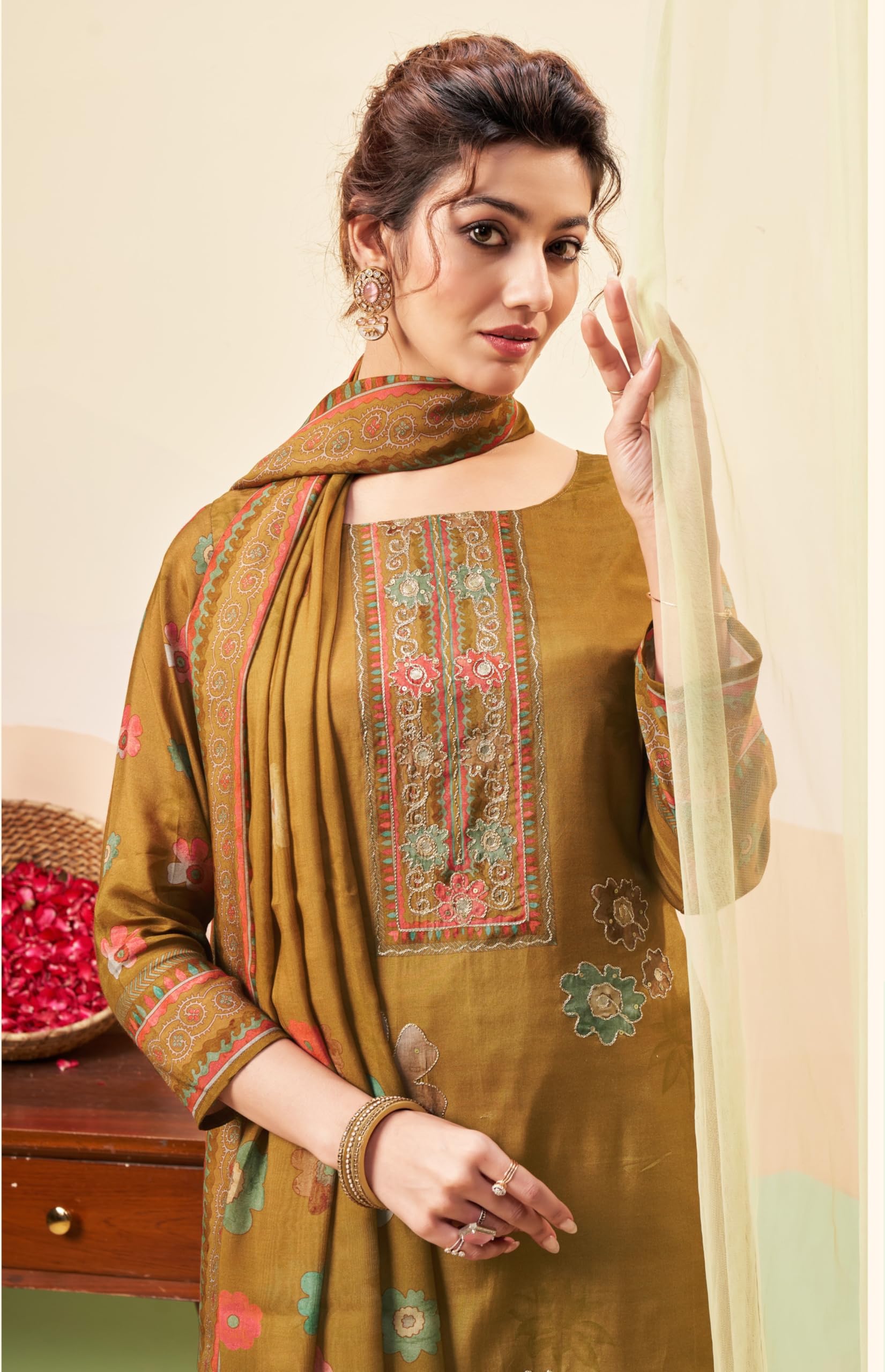 DRAVINAM Trends Unstitch Premium Viscose Bemberg Maslin Suit Dress Material II Pure Maslin Top Fabric with Aari work & Swaroski Detailing I Viscose Rayon Bottom I Digital Printed Maslin Dupatta