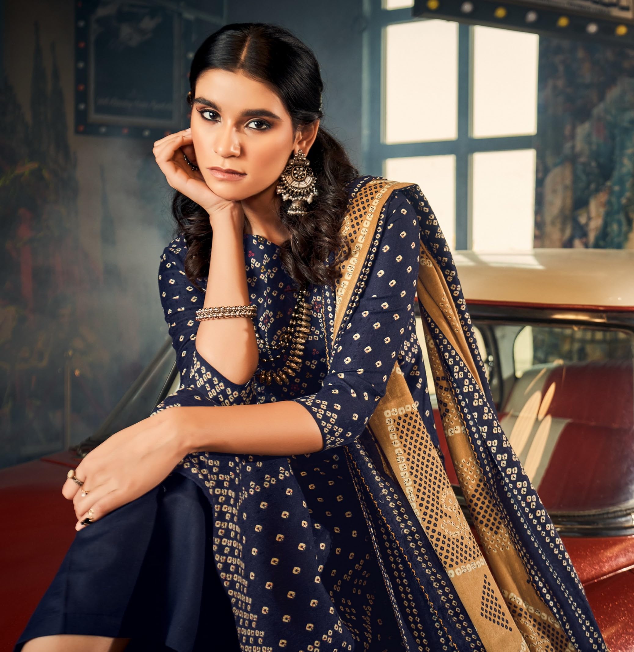 DRAVINAM Trends Women's Unstitched Printed Bandhani Woollen spun Salwar Suit Dress Material with Printed Shawl Dupatta (Free Size_Blue)