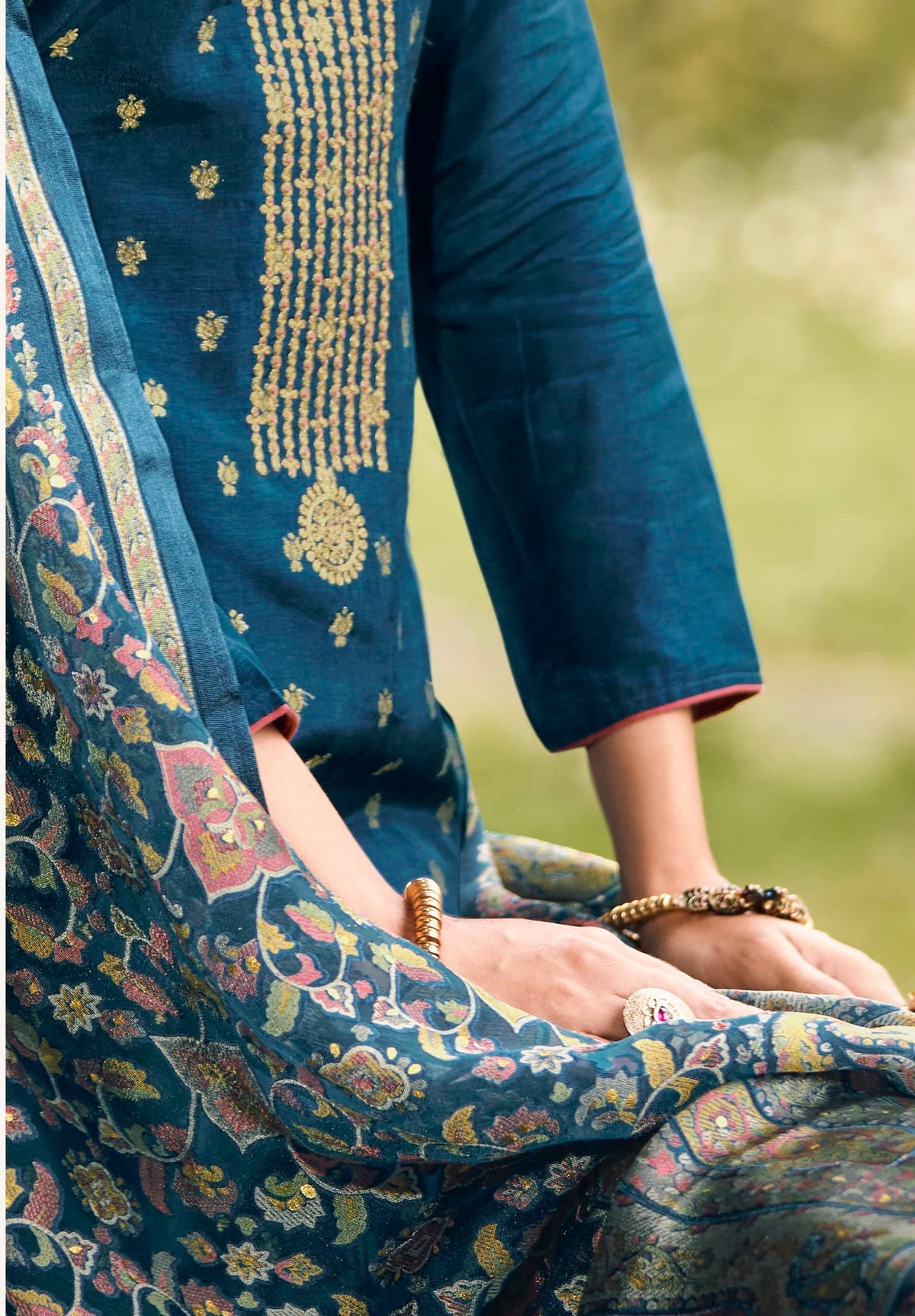DRAVINAM Trends Women's Pure Dolla Jacquard Banarasi Silk Unstitched Heavy Pakistani Salwar Suit Dress Material with Pure Organza Digital Printed Brasso dupatta (Maroon)