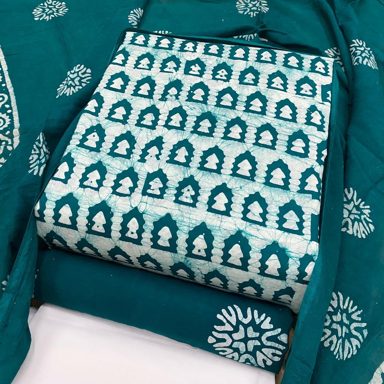 DRAVINAM Trends Unstitched Jaipuri Handmade Wax Batik Print Soft Cotton Dress Material with Dupatta