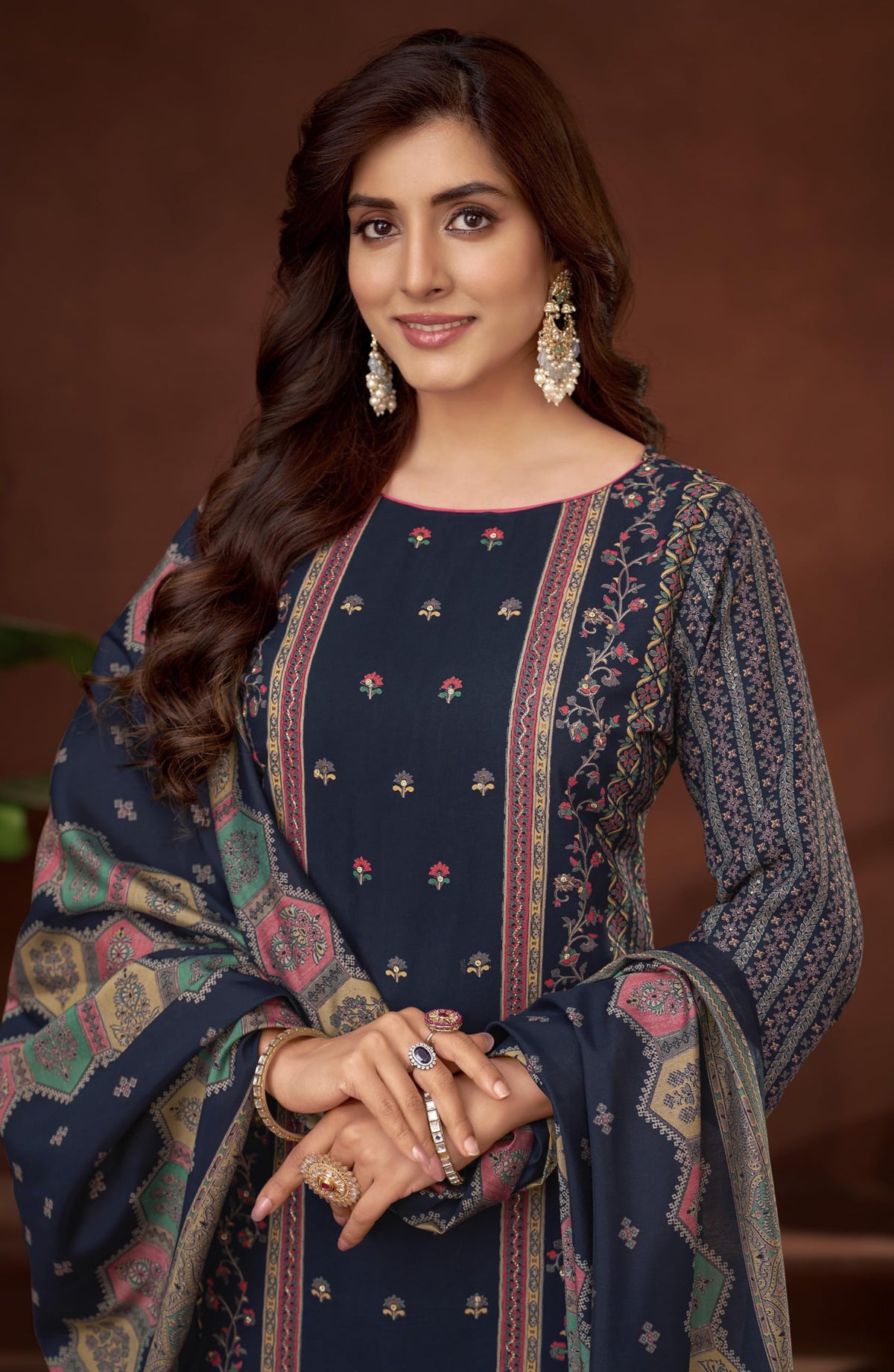 DRAVINAM Trends Kurti 2.50 mtrs,Pure Viscose Reyon Solid (2.7 m),Pure Viscose Silk Designer Print Dupatta (2.25 m)|Blue