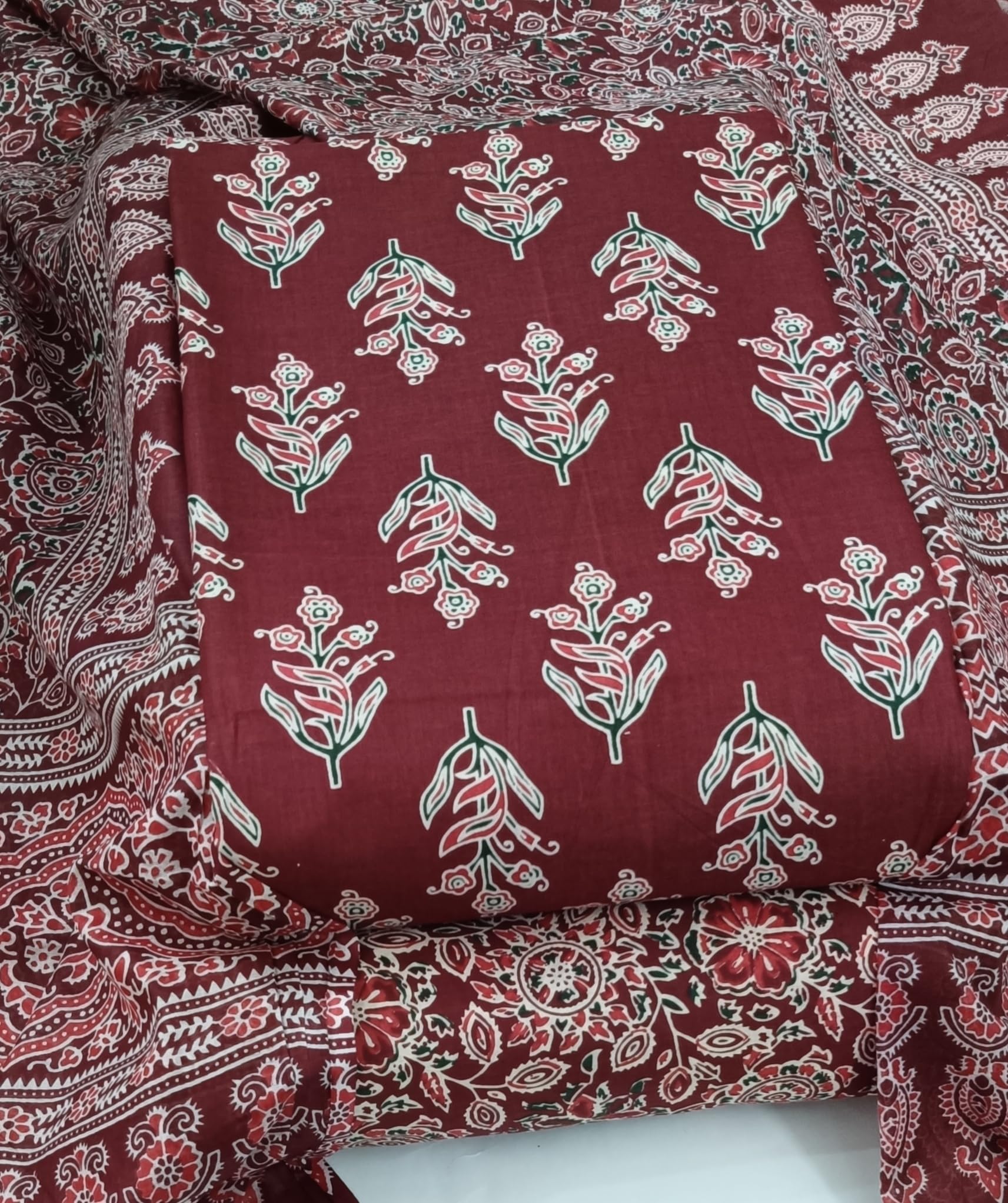 DRAVINAM Trends Jaipuri Print Cambric Cotton Unstitched Salwar Suit Dress Material for Women with Mulmul Cotton Dupatta