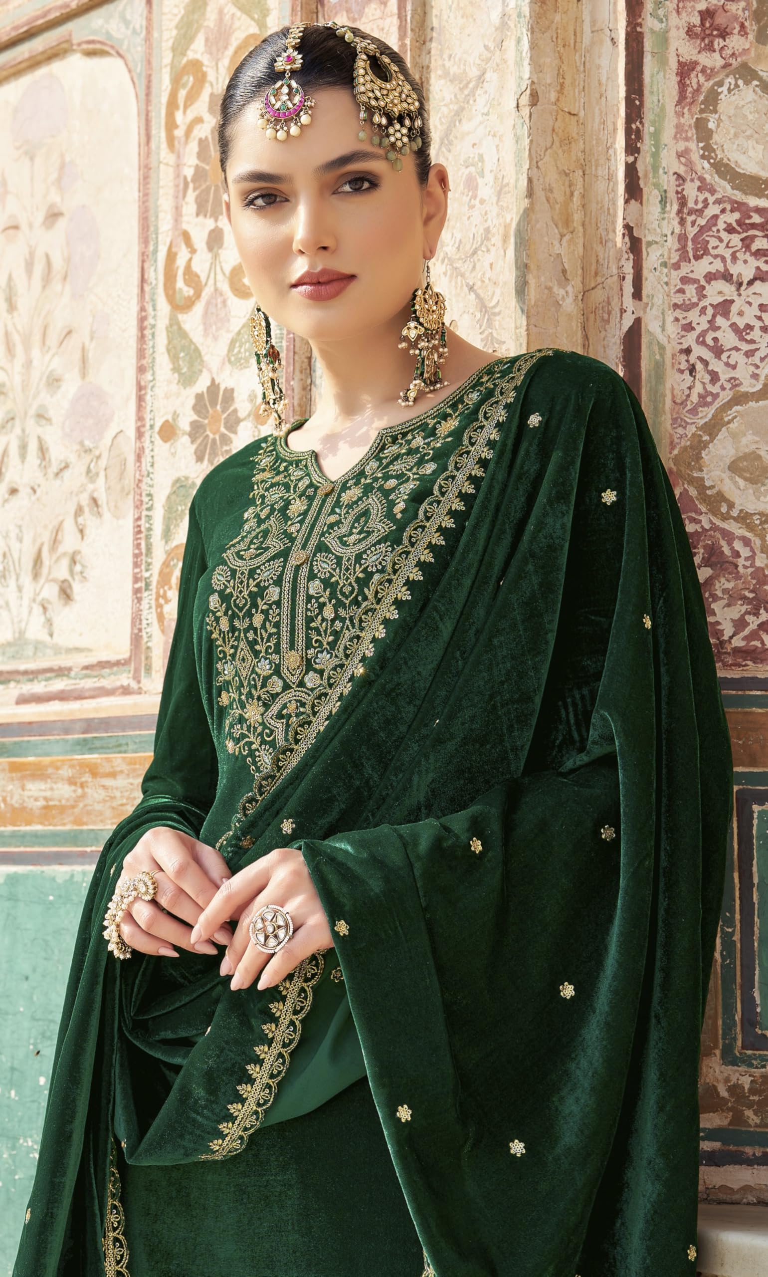 DRAVINAM Trends Women's Unstitched Premium Velvet Embroidered Salwar Suit Dress Material With Dupatta and Unstitch Bottoms