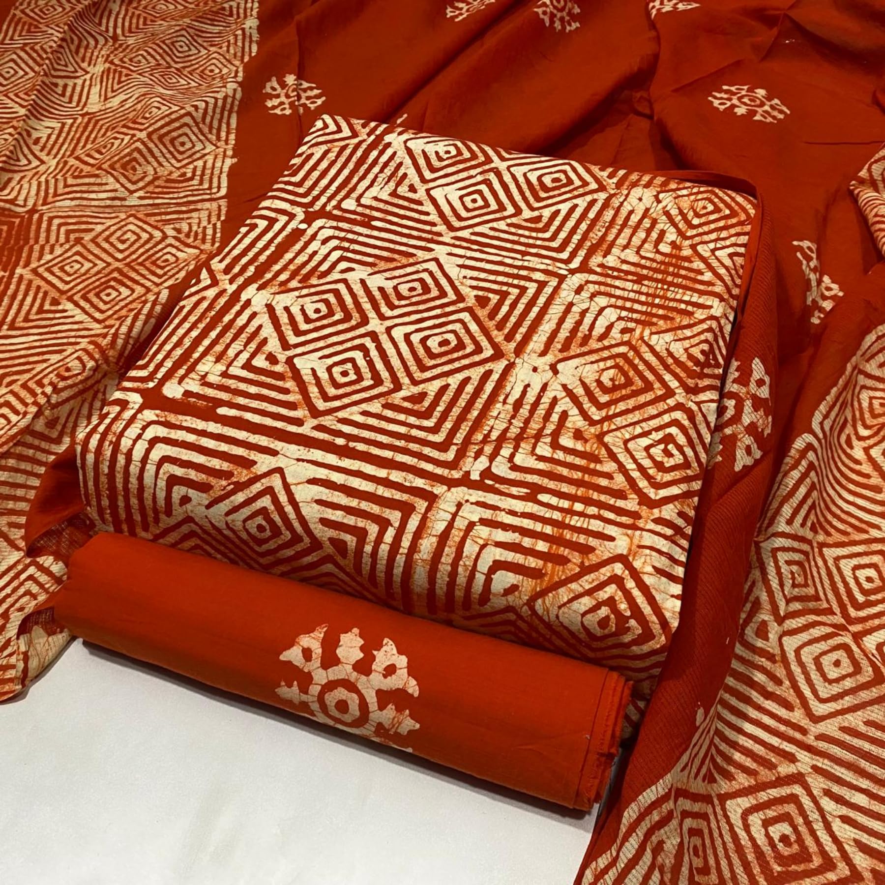 DRAVINAM Trends Unstitched Jaipuri Handmade Wax Batik Print Soft Cotton Dress Material with Dupatta