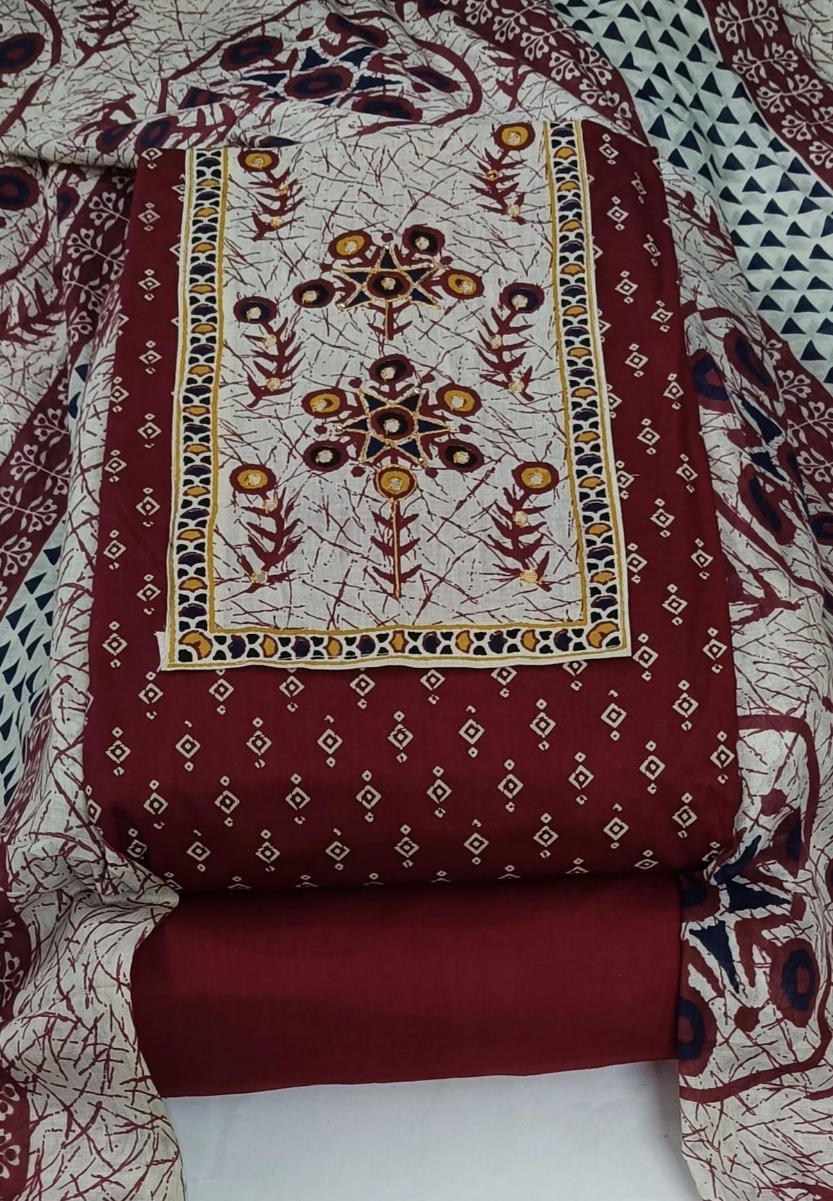 DRAVINAM Trends Women's Cambric Cotton Dress Material | Unstitch Printed Suit Set with Cotton Dupatta