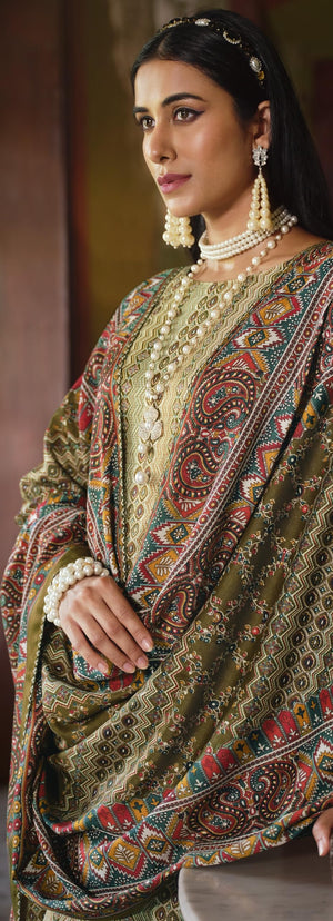 DRAVINAM Trends Women's Unstitched Digital Printed Winter Pure Woollen Pashmina Pakistani Salwar Kameez Suit Dress Materials with Woolen Shawl Dupatta