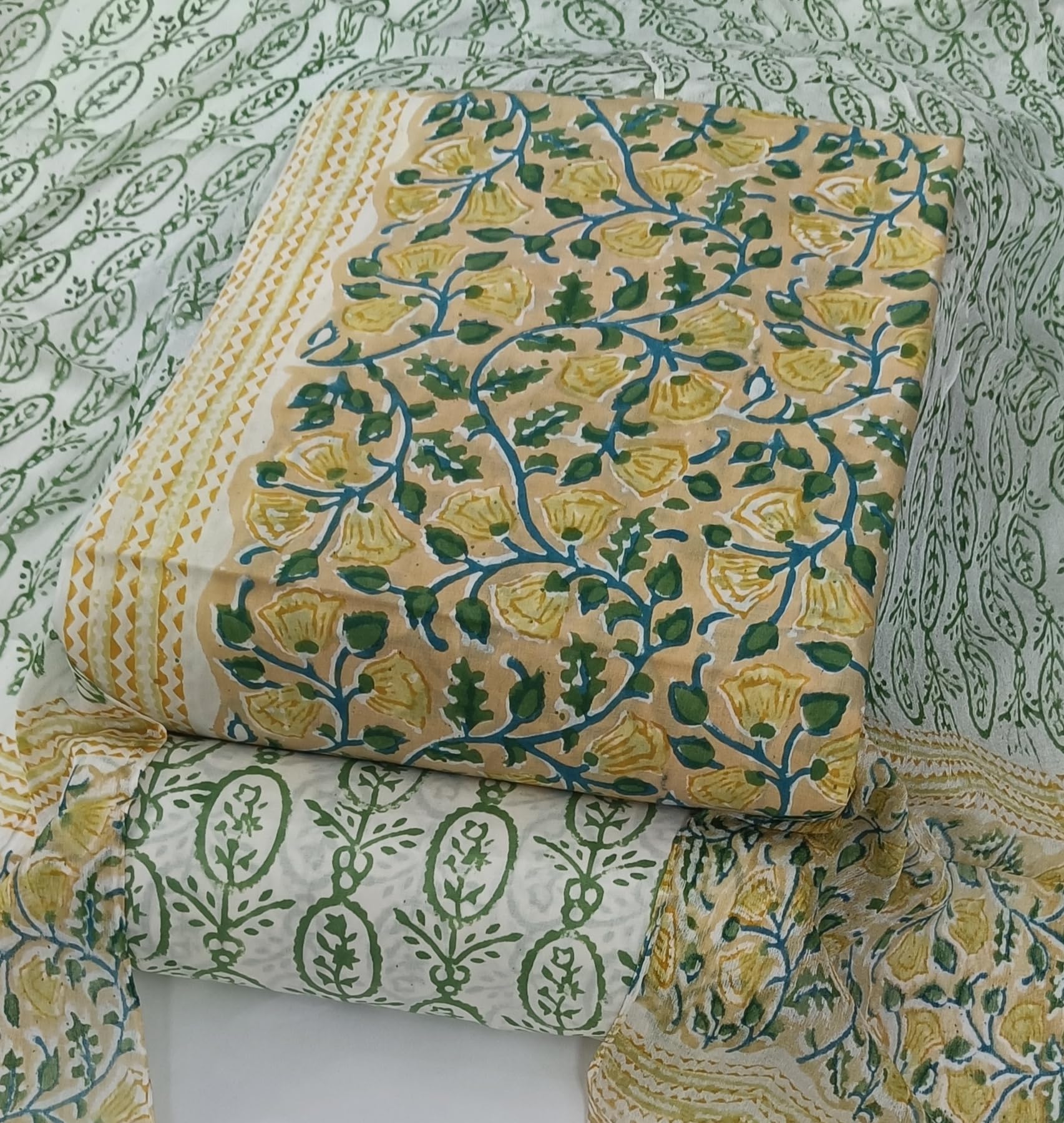 DRAVINAM Trends Hand Block Print Pure Cambric Cotton Unstitched Suit Material with Chiffon Hand Printed Dupatta