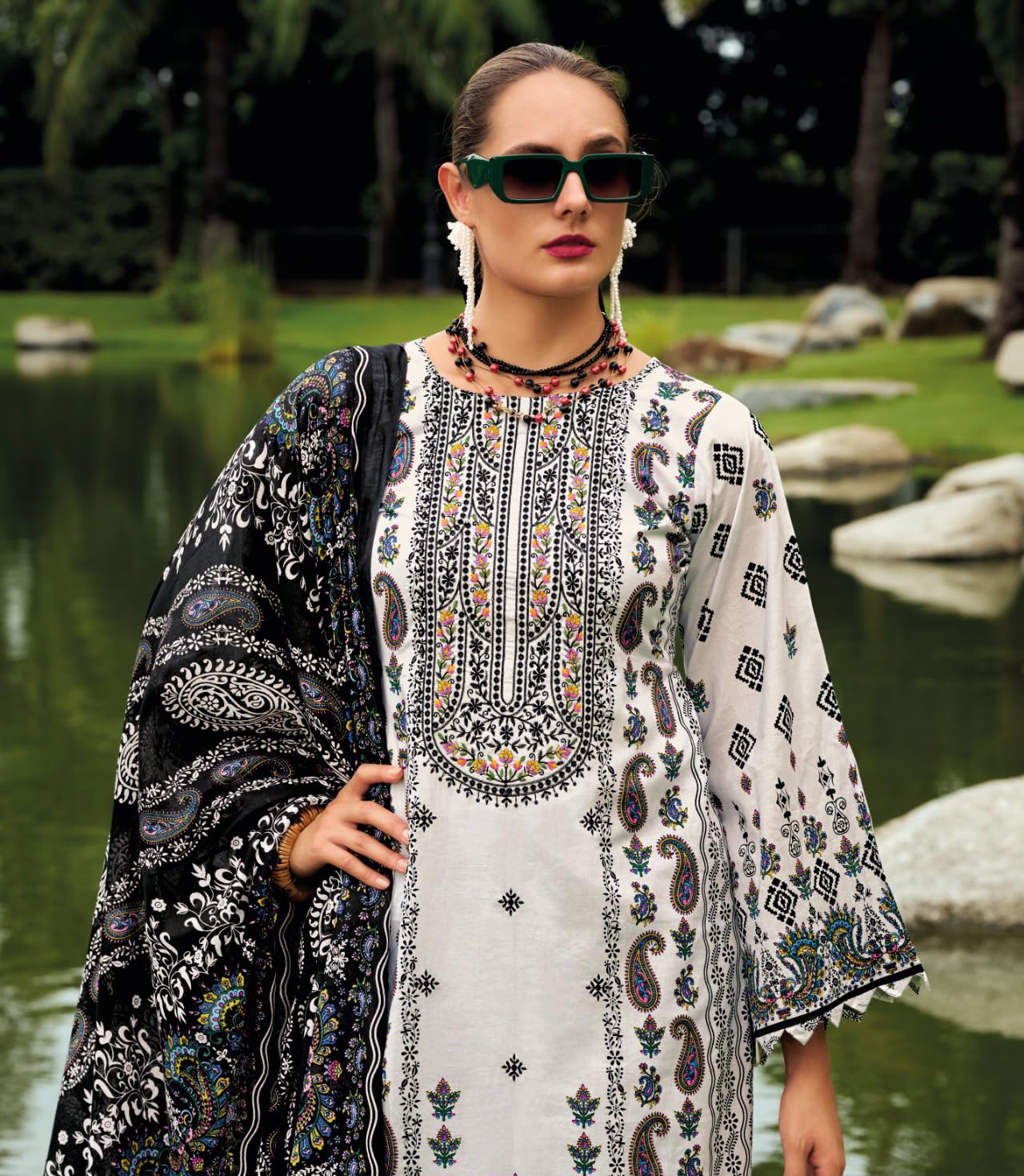 DRAVINAM Trends Kurti 2.50 mtrs, Pure Cotton (3 mtrs apx), Pure MAL MAL Cotton Dupatta Digital Print|Black 1